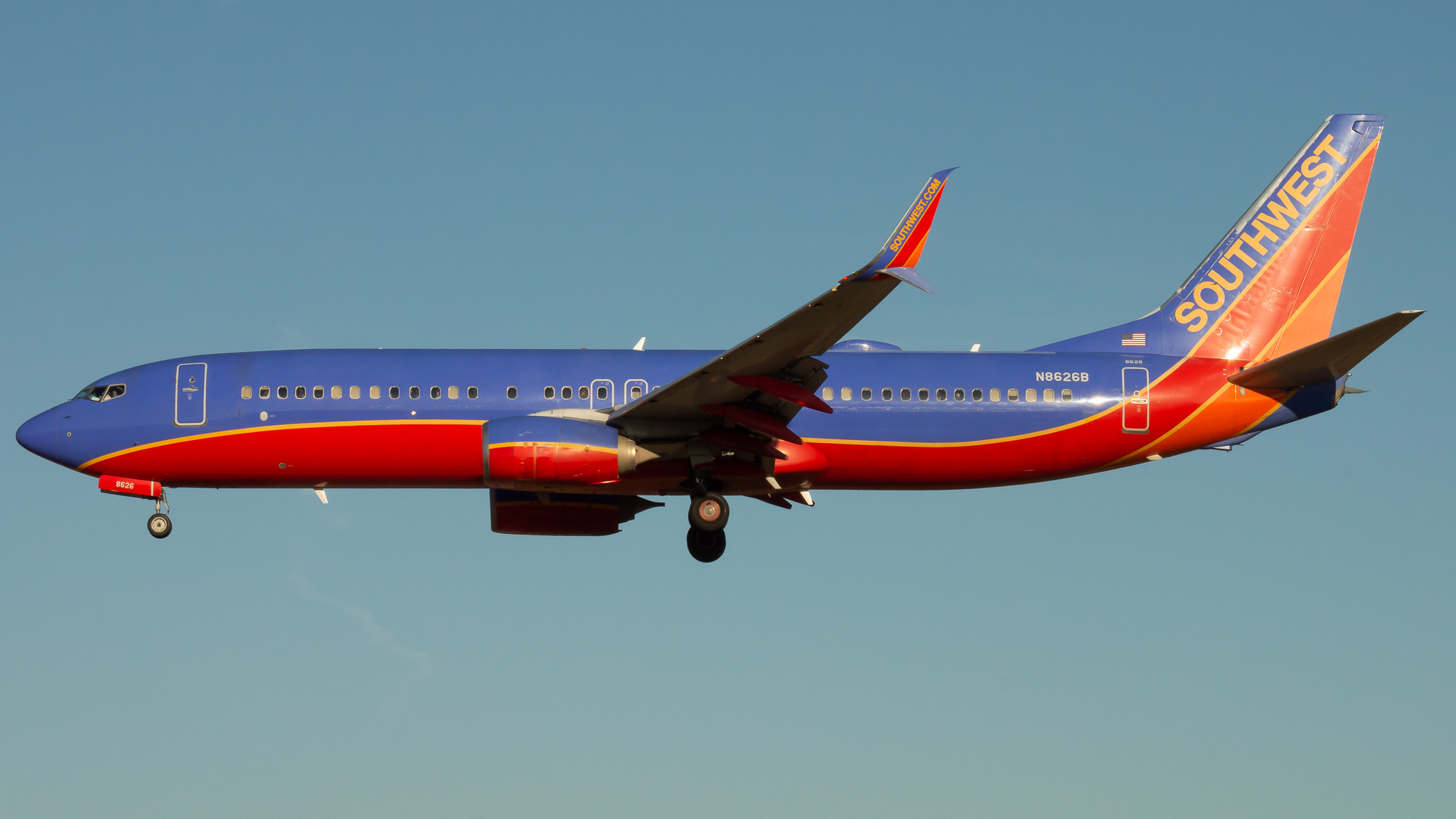 Full size: Southwest Airlines Boeing 737-800 N8626B at Baltimore/Washington International Thurgood Marshall Airport