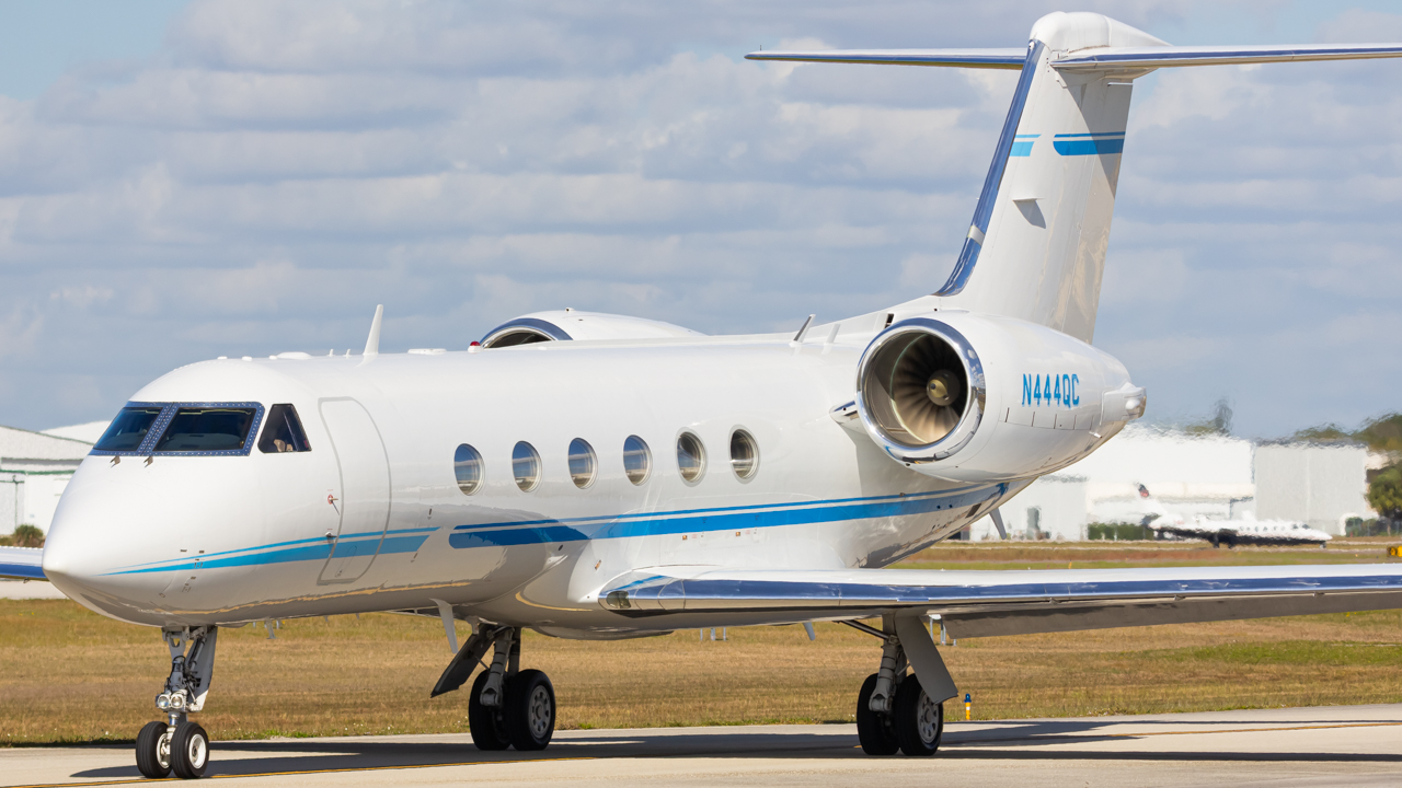 Full size: PRIVATE Gulfstream IV N444QC at Naples Municipal Airport