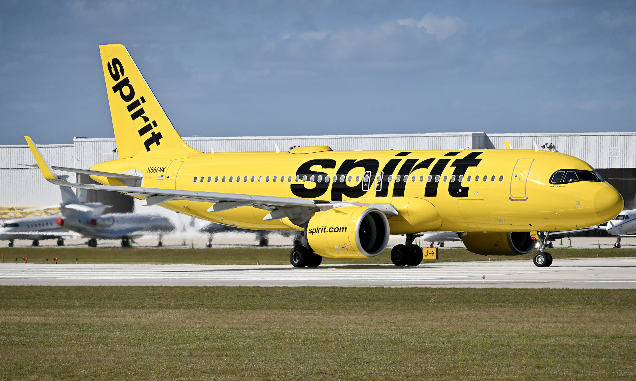 Full size: Spirit Airlines Airbus A320NEO N986NK at Fort Lauderdale/Hollywood International Airport