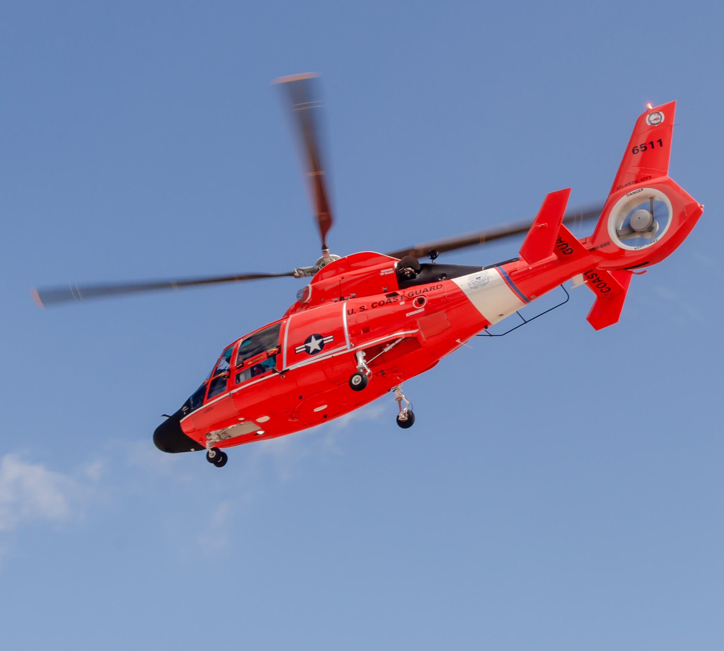 Full size: USCG - United States Coast Guard Aerospatiale HH-65C 6511 at Atlantic City International Airport