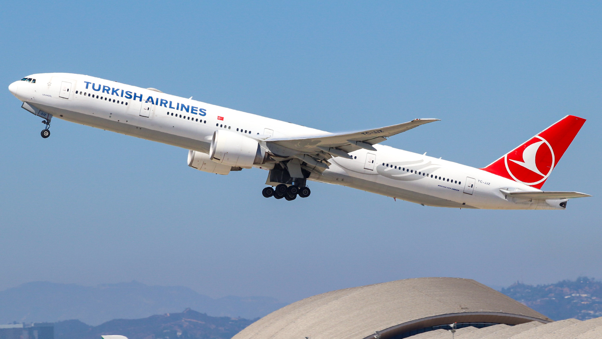 Full size: Turkish Airlines Boeing 777-300ER TC-JJZ at Los Angeles International Airport