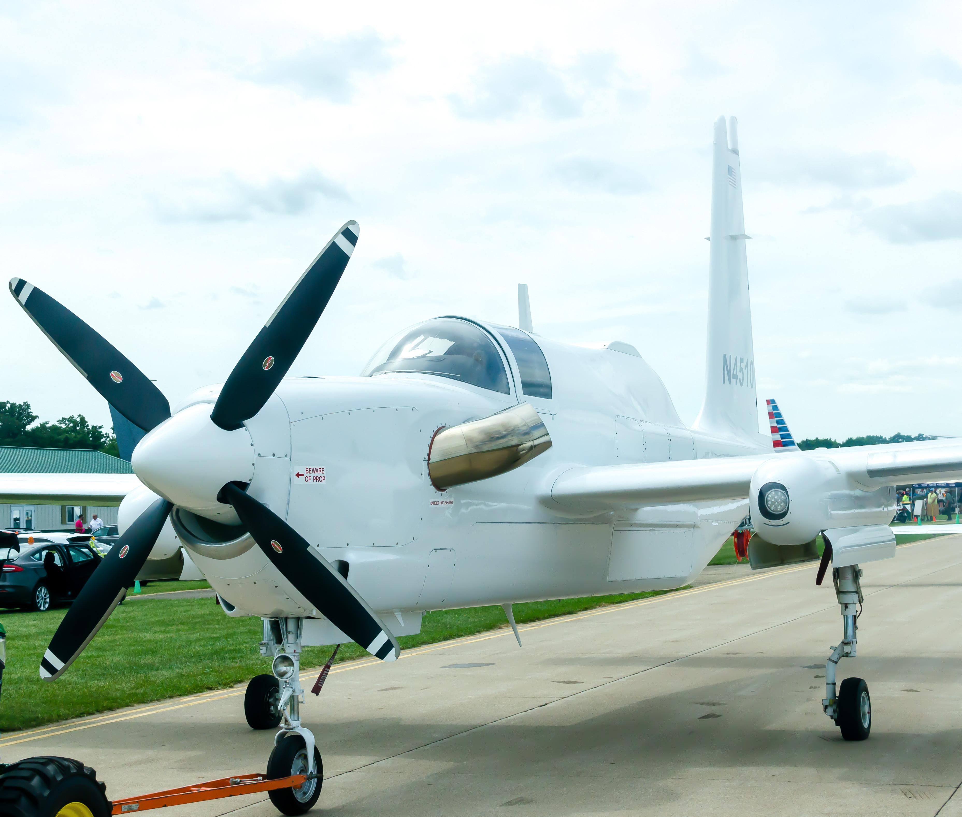 Full size: PRIVATE BURKHART GROB LUFT-UND RAUMFAH G520 EGRETT N4510 at Wittman Regional Airport