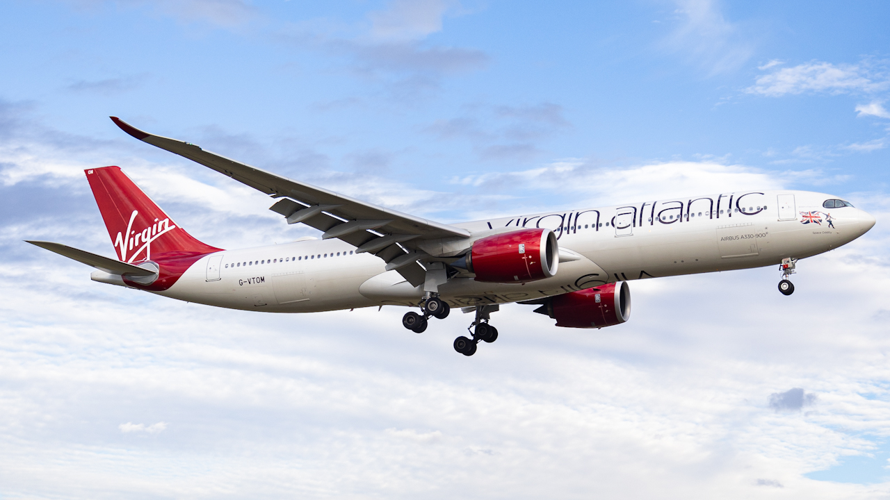 Full size: Virgin Atlantic Airbus A330-900 G-VTOM at Tampa International Airport