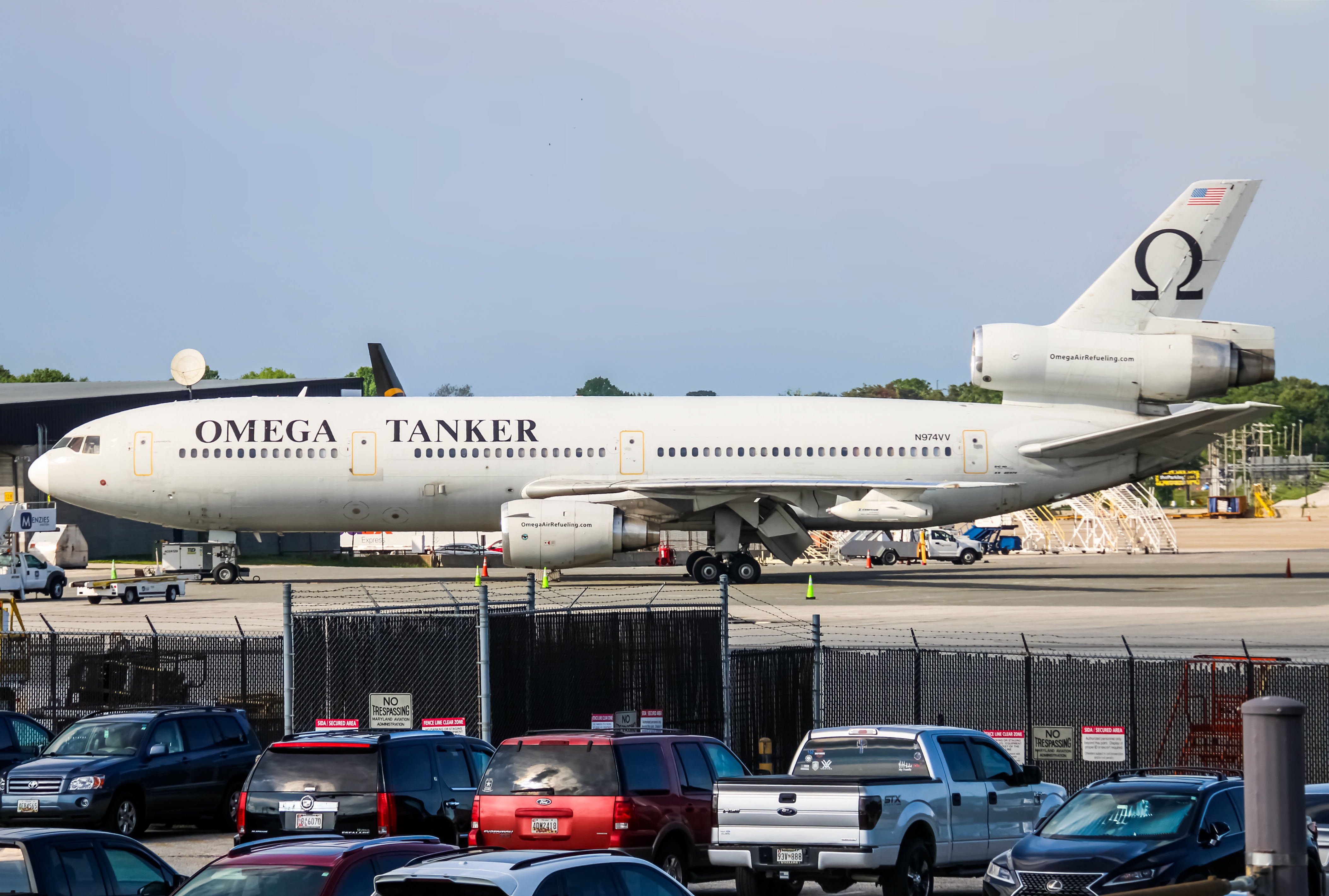 Full size: Omega Air Refueling  McDonnell Douglas DC-10-40 N974VV at Baltimore/Washington International Thurgood Marshall Airport