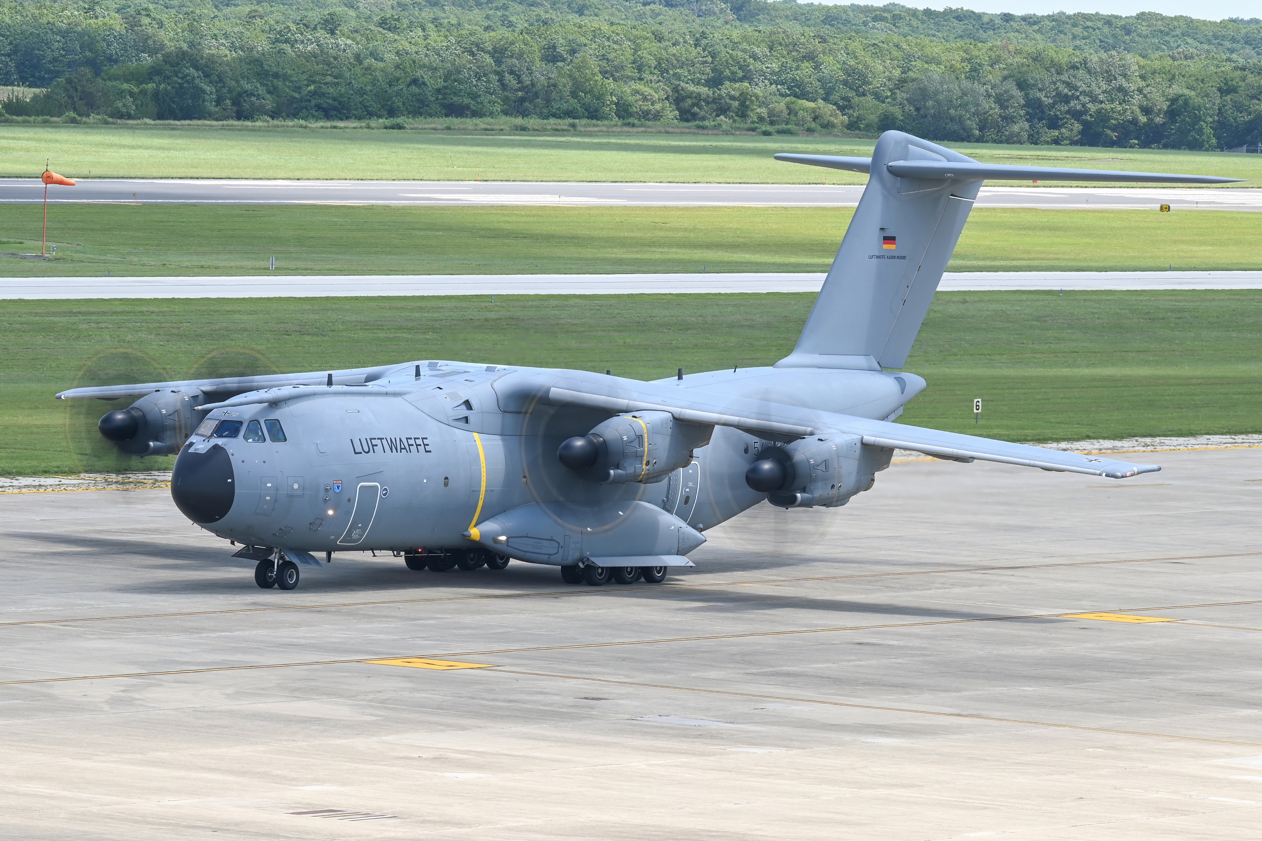 Full size: Luftwaffe Airbus A400M 54+25 at Atlantic City International Airport