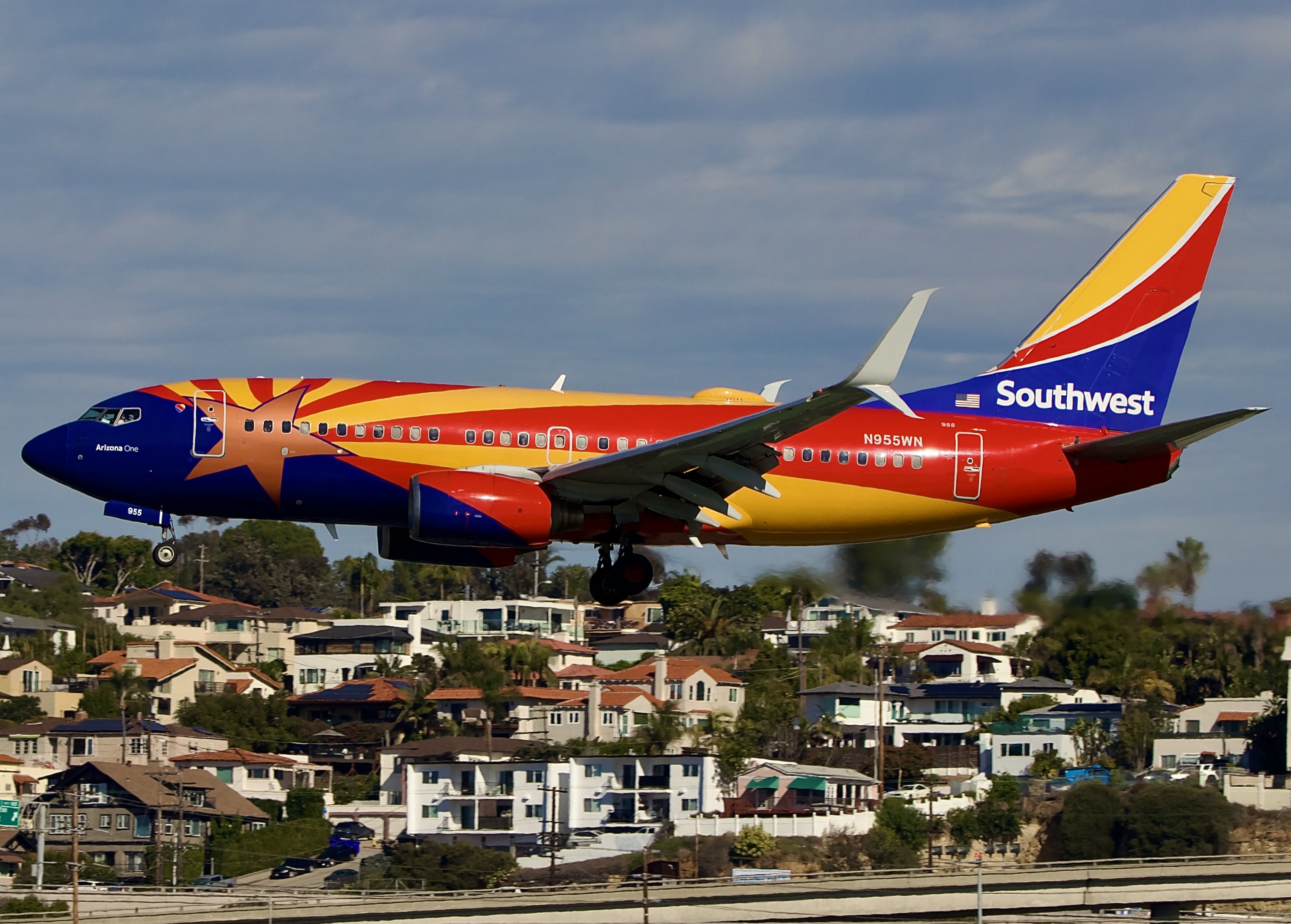 Full size: Southwest Airlines Boeing 737-700 N955WN at San Diego International Airport