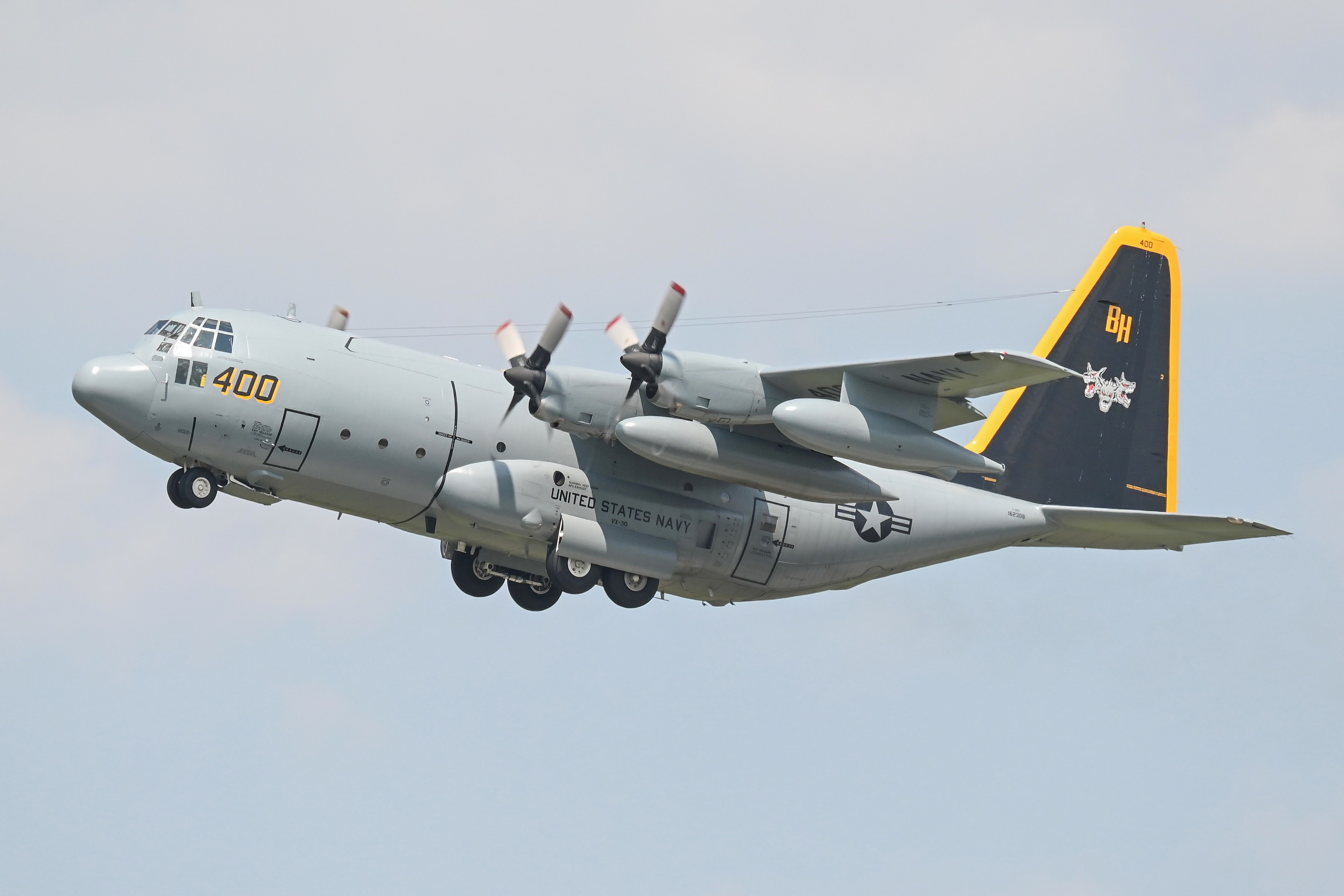 Full size: USN - United States Navy Lockheed KC-130J 162308 at Atlantic City International Airport