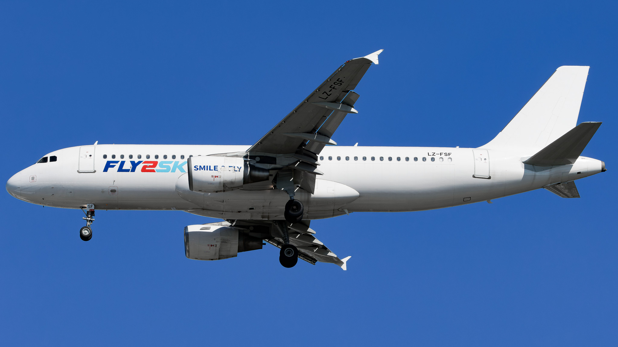 Full size: FLY2SKY Airbus A320 LZ-FSF at Tampa International Airport