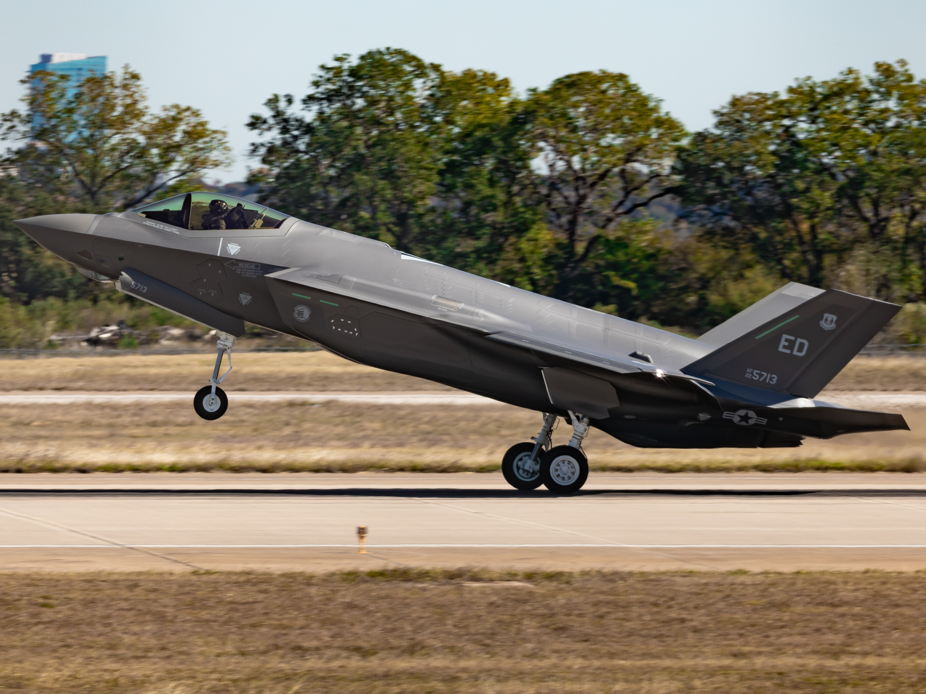 Full size: USAF - United States Air Force Lockheed Martin F-35 Lightning 22-5713 at Fort Worth Naval Air Station JRB (Carswell Field) Airport