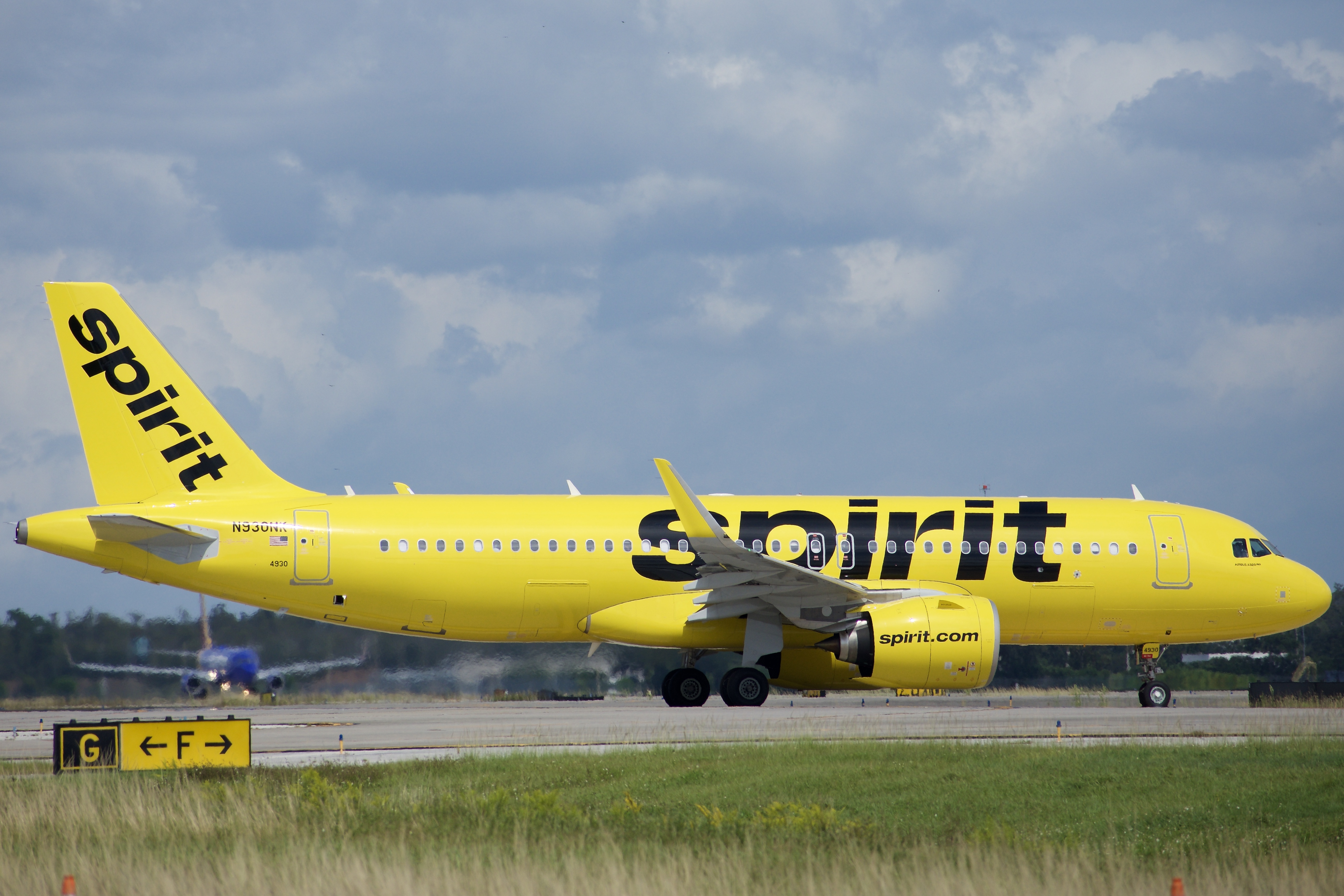 Full size: Spirit Airlines Airbus A320NEO N930NK at Orlando International Airport