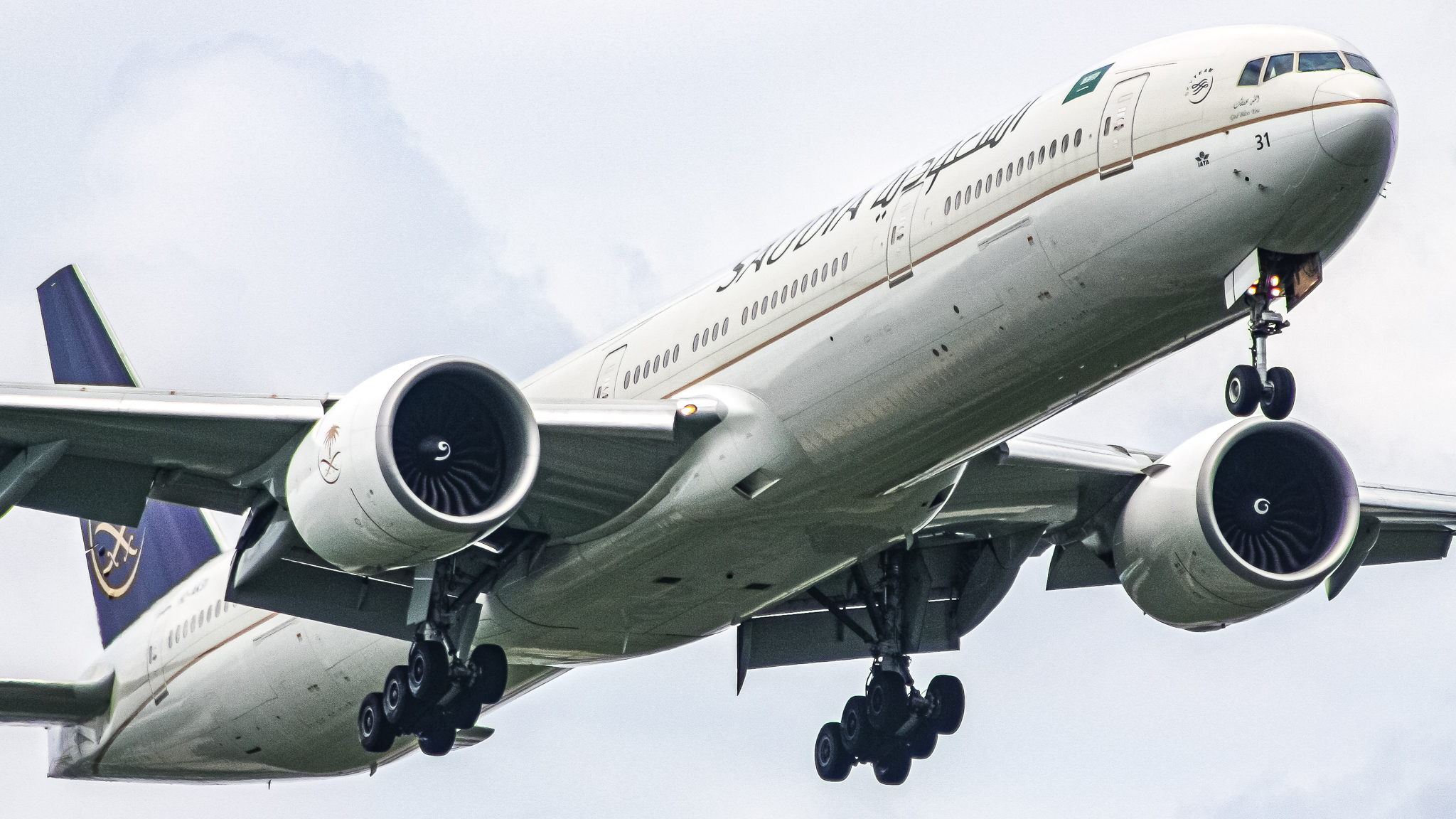 Full size: Saudia Boeing 777-300ER HZ-AK31 at Washington Dulles International Airport