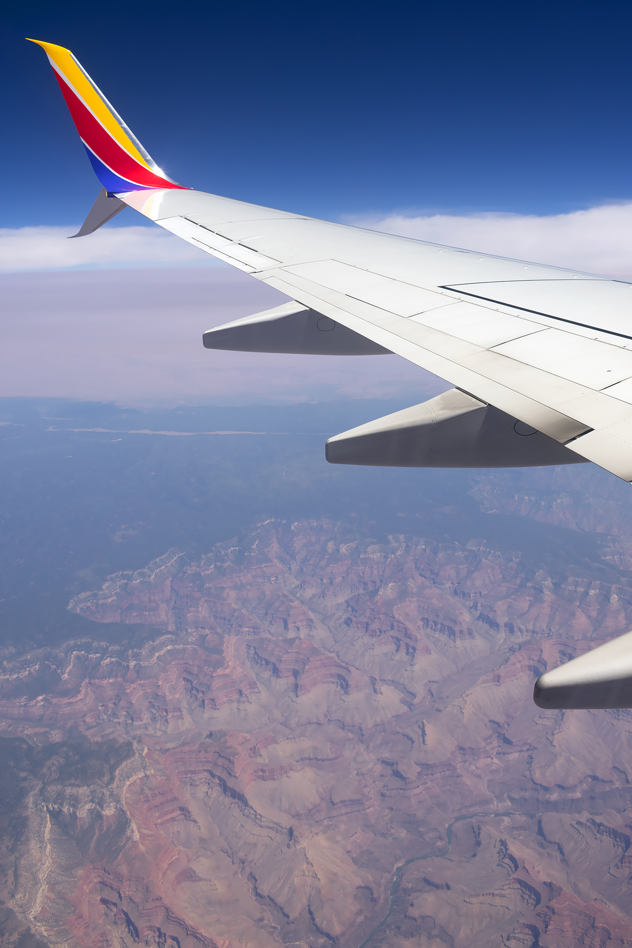 Full size: Southwest Airlines Boeing 737-700 N275WN at Not Applicable