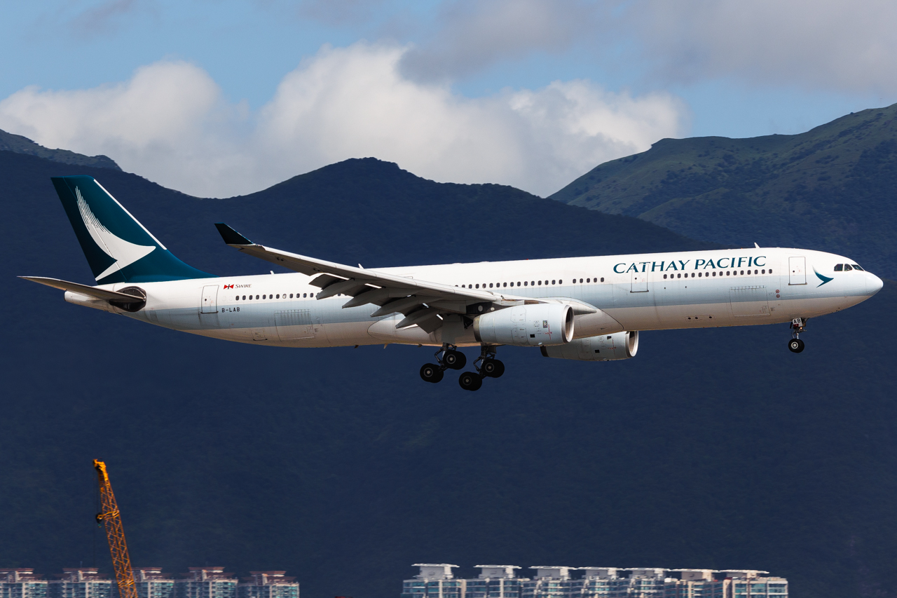 Full size: Cathay Pacific Airbus A330-300 B-LAB at Hong Kong International Airport