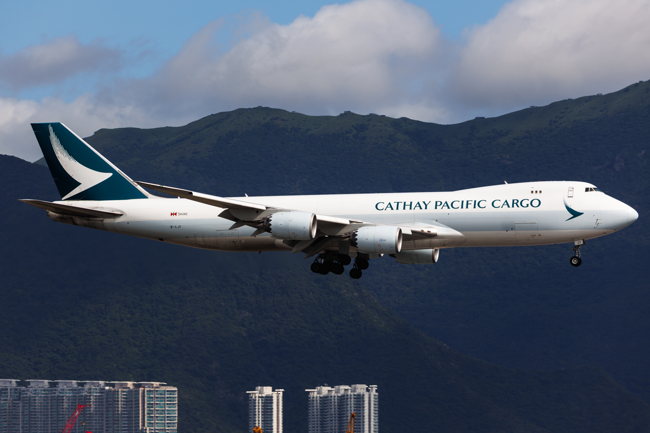 Full size: Cathay Pacific Cargo Boeing 747-8F B-LJI at Hong Kong International Airport