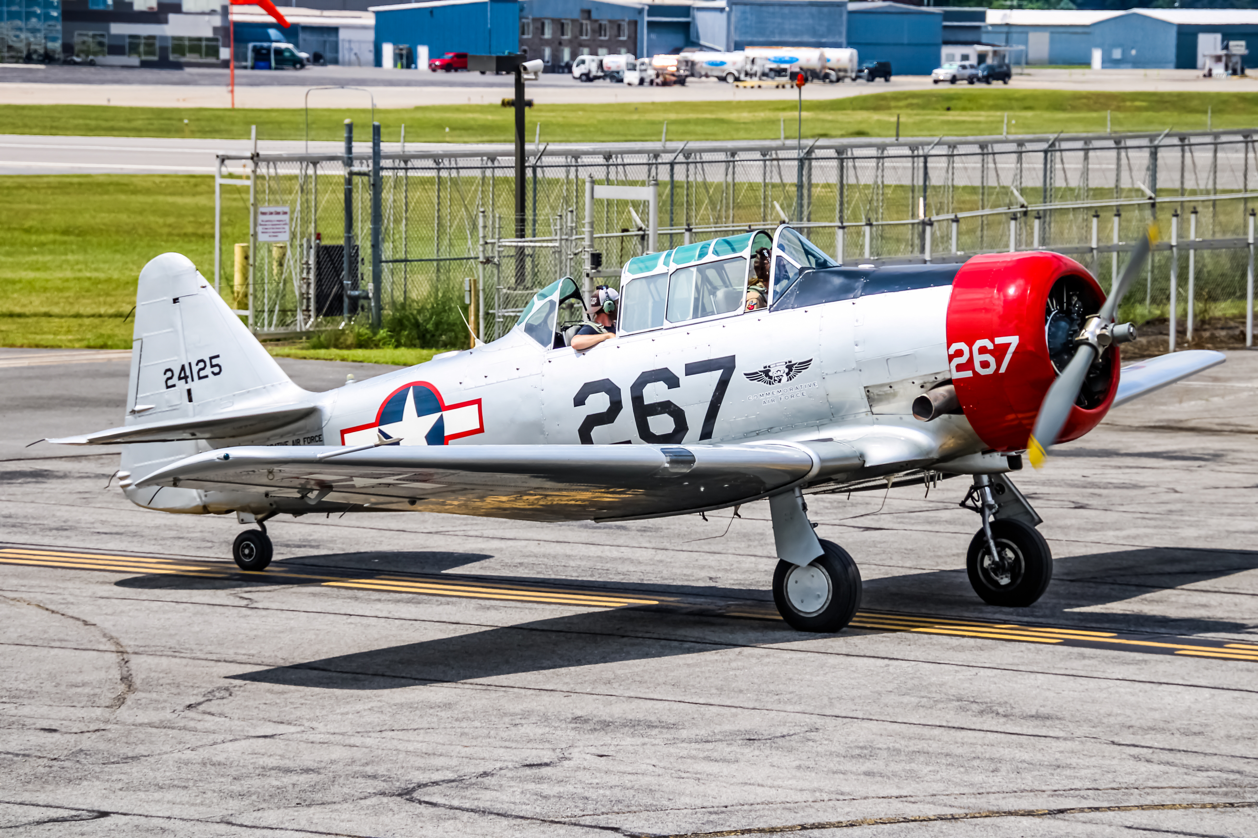 Full size: PRIVATE North American T-6 Texan N6253C at Hagerstown Regional Airport-Richard A Henson Field