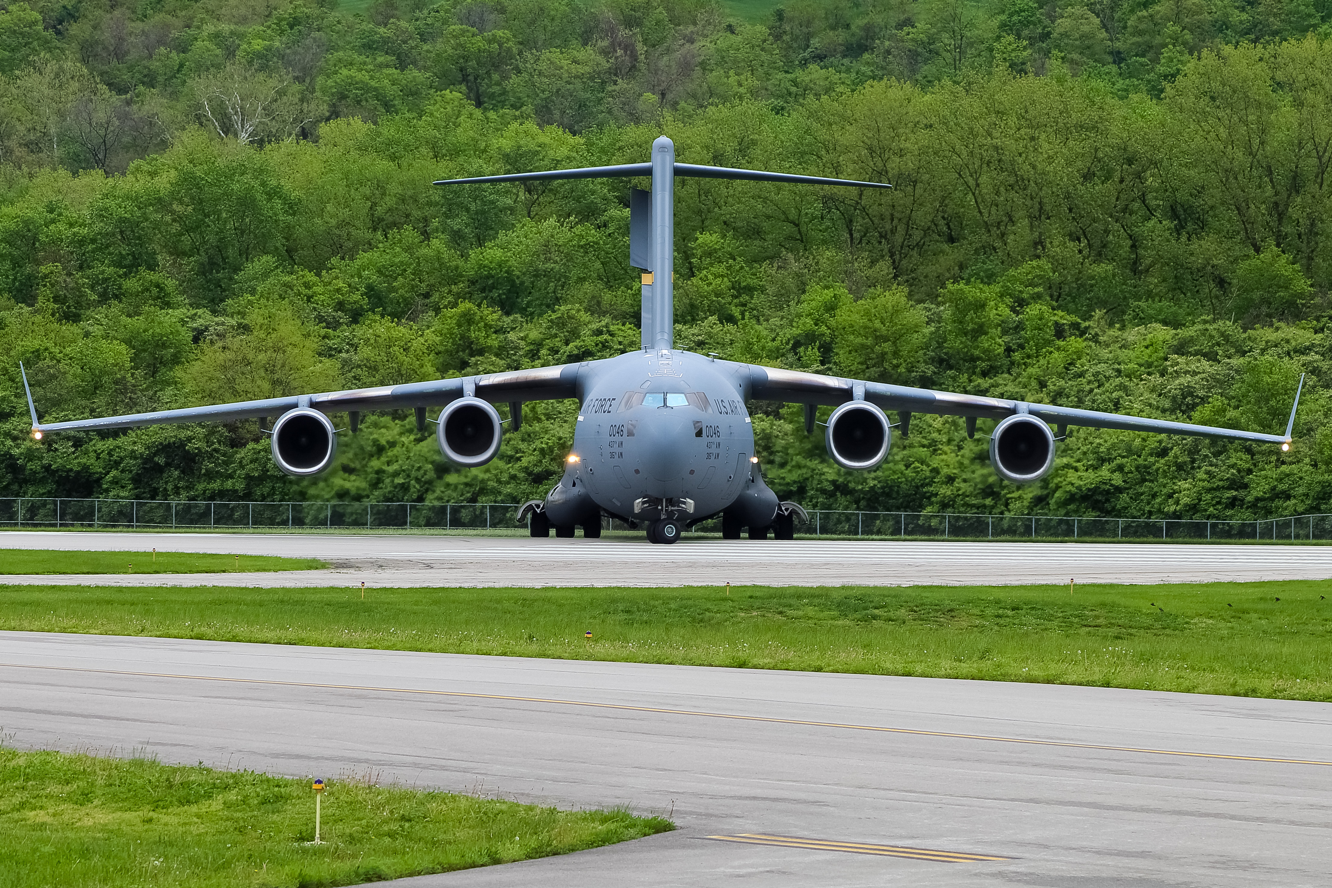 Full size: USAF - United States Air Force Boeing C-17 Globemaster III 97-0046 at Cincinnati Municipal Airport/Lunken Field