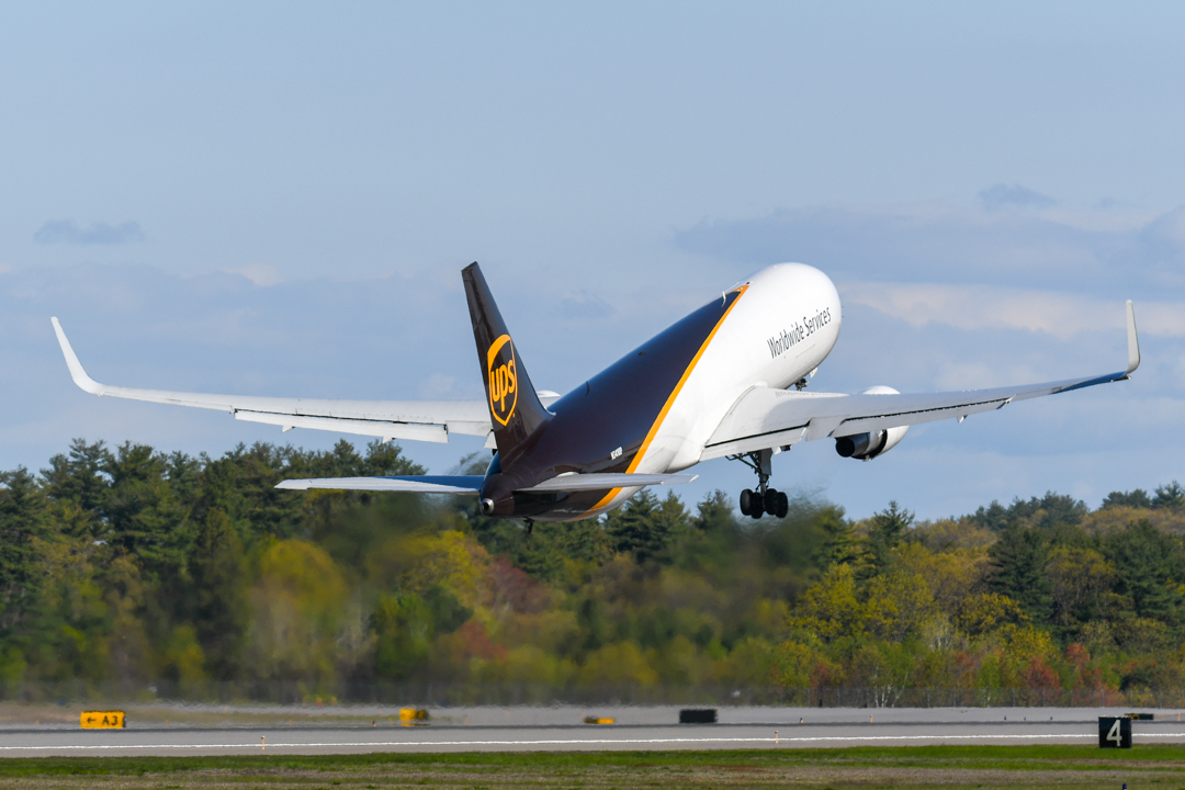 Full size: United Parcel Service Boeing 767-300ER N341UP at Manchester Airport
