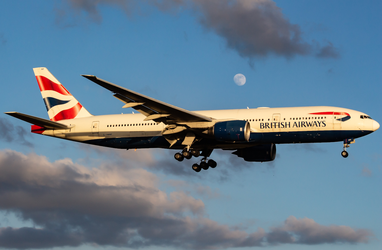 Full size: British Airways Boeing 777-200 G-YMMF at Tampa International Airport