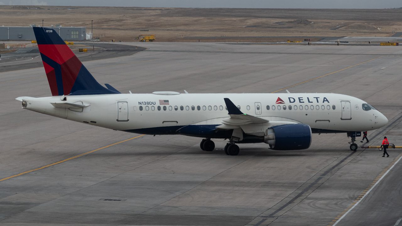 Full size: Delta Airlines Airbus A220-100 N138DU at Denver International Airport