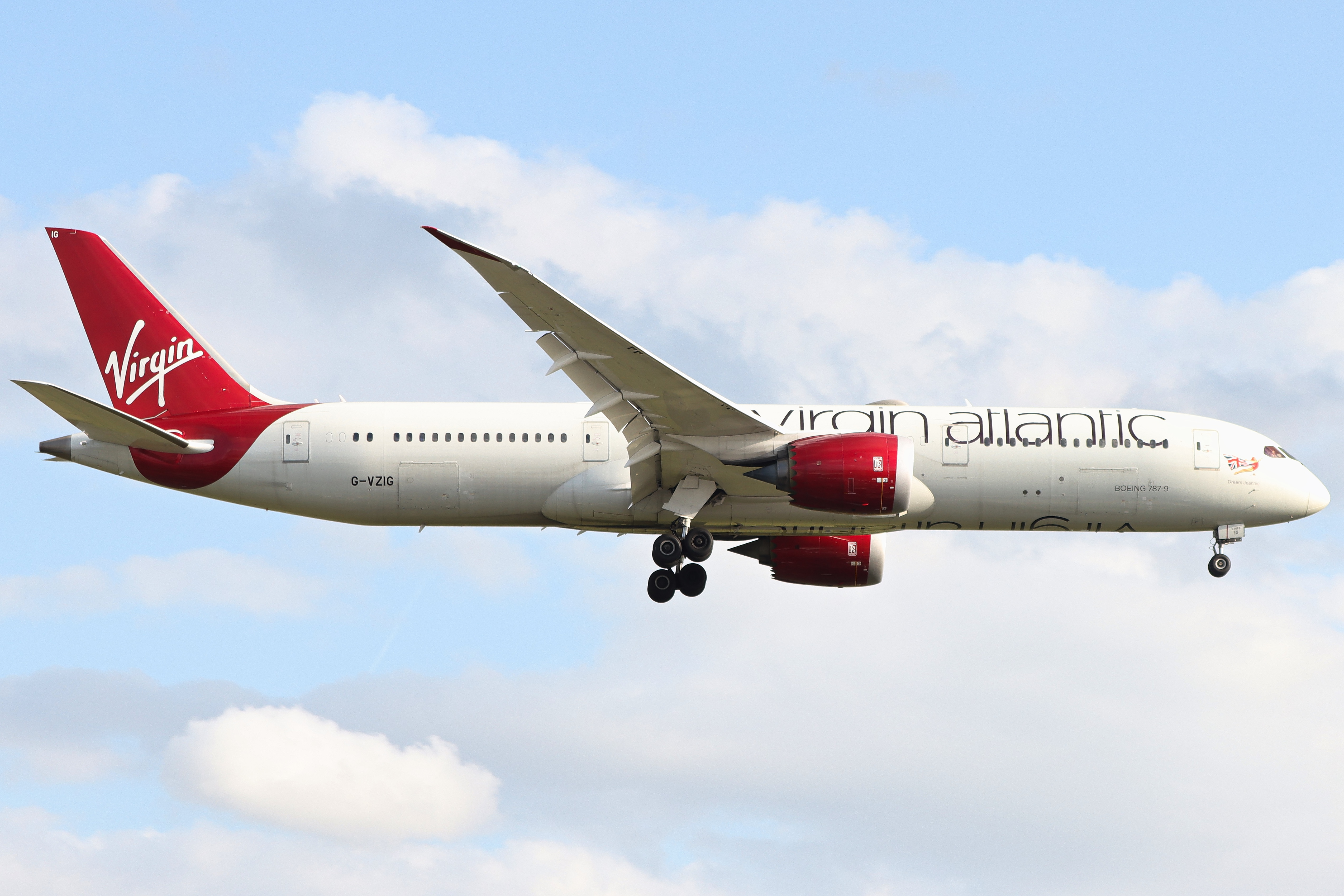 Full size: Virgin Atlantic Boeing 787-9 G-VZIG at London Heathrow International Airport