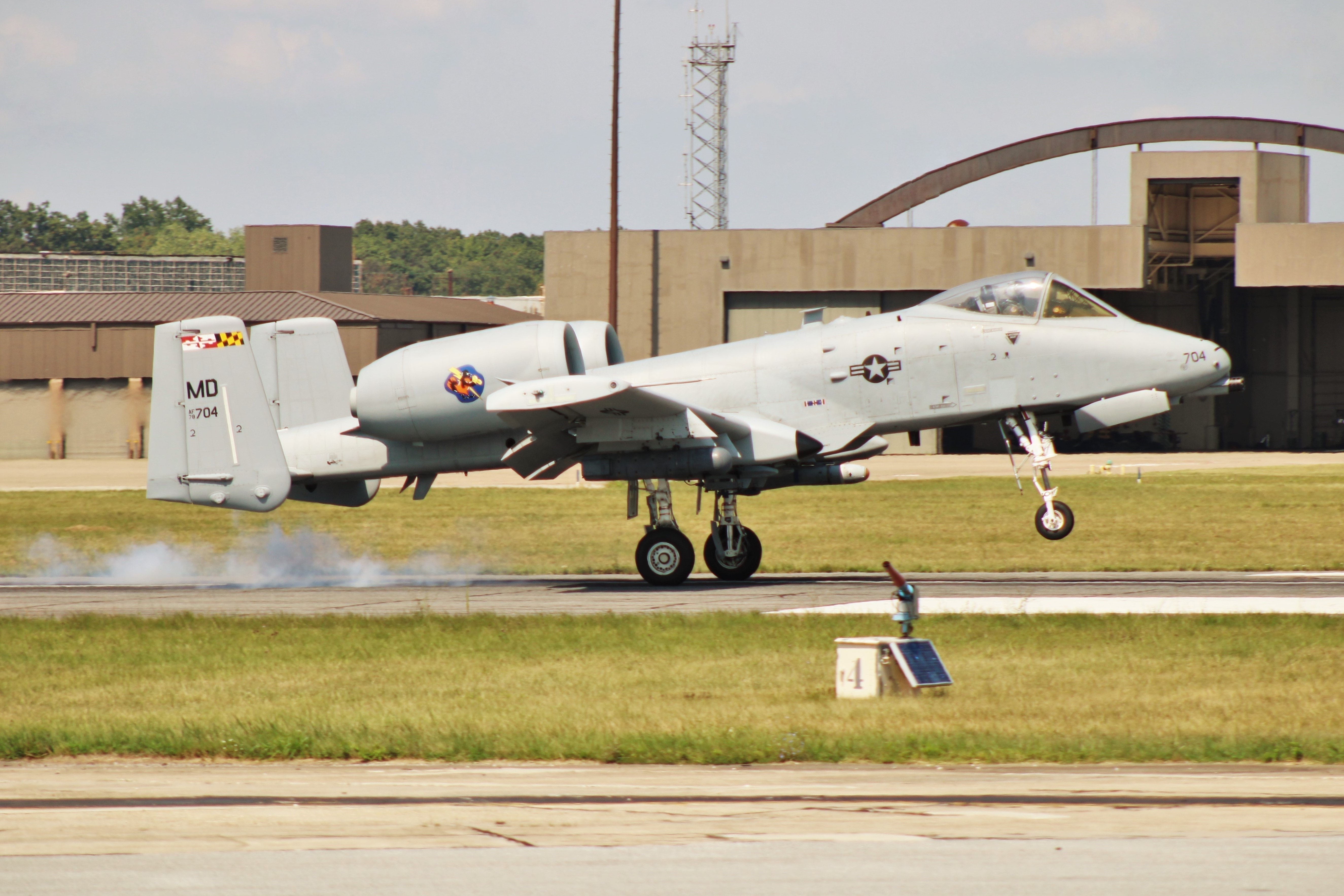 Full size: USAF - United States Air Force  Fairchild A-10 Thunderbolt 78-0704 at Martin State Airport