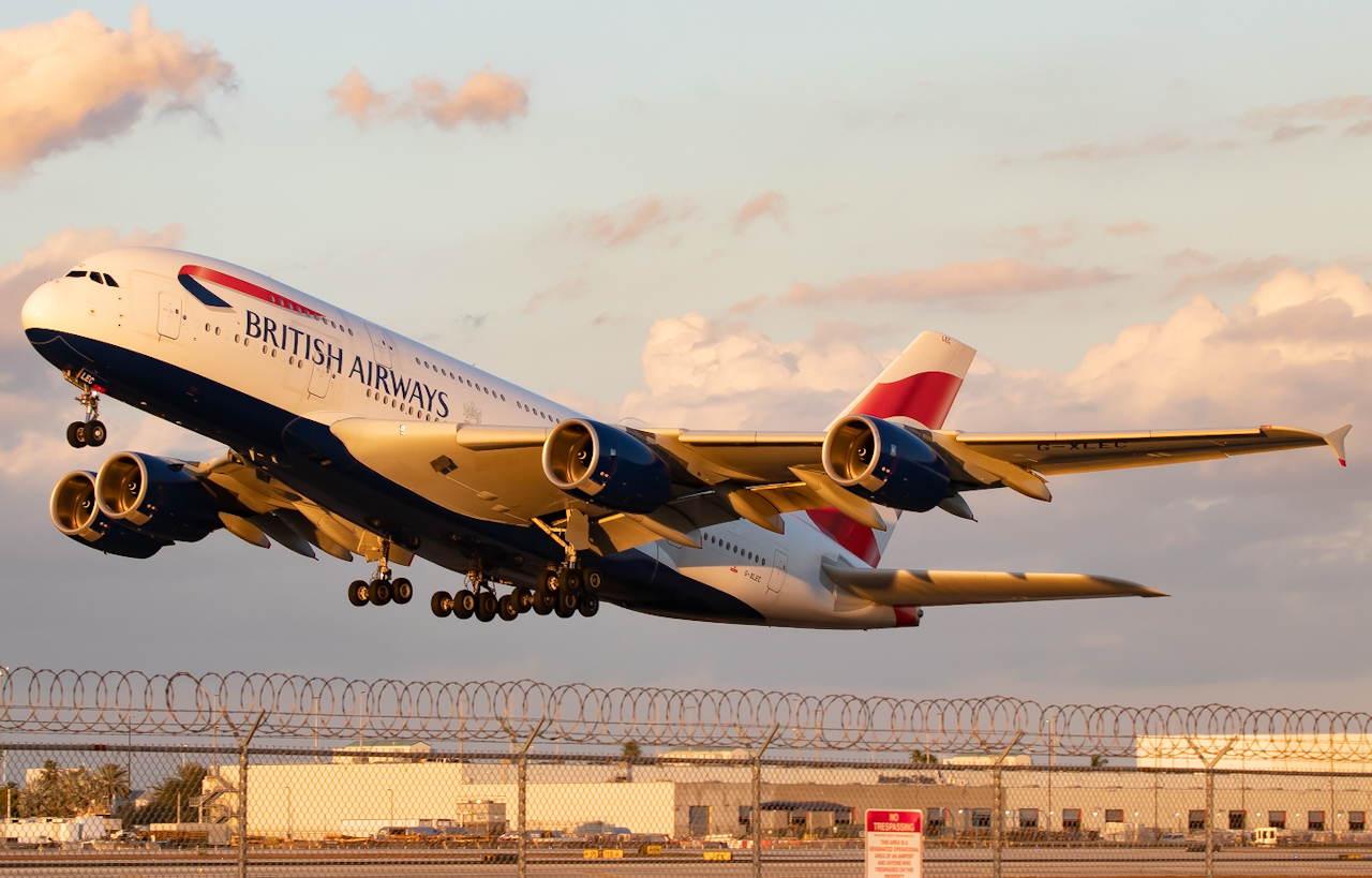 Full size: British Airways Airbus A380-800 G-XLEC at Miami International Airport