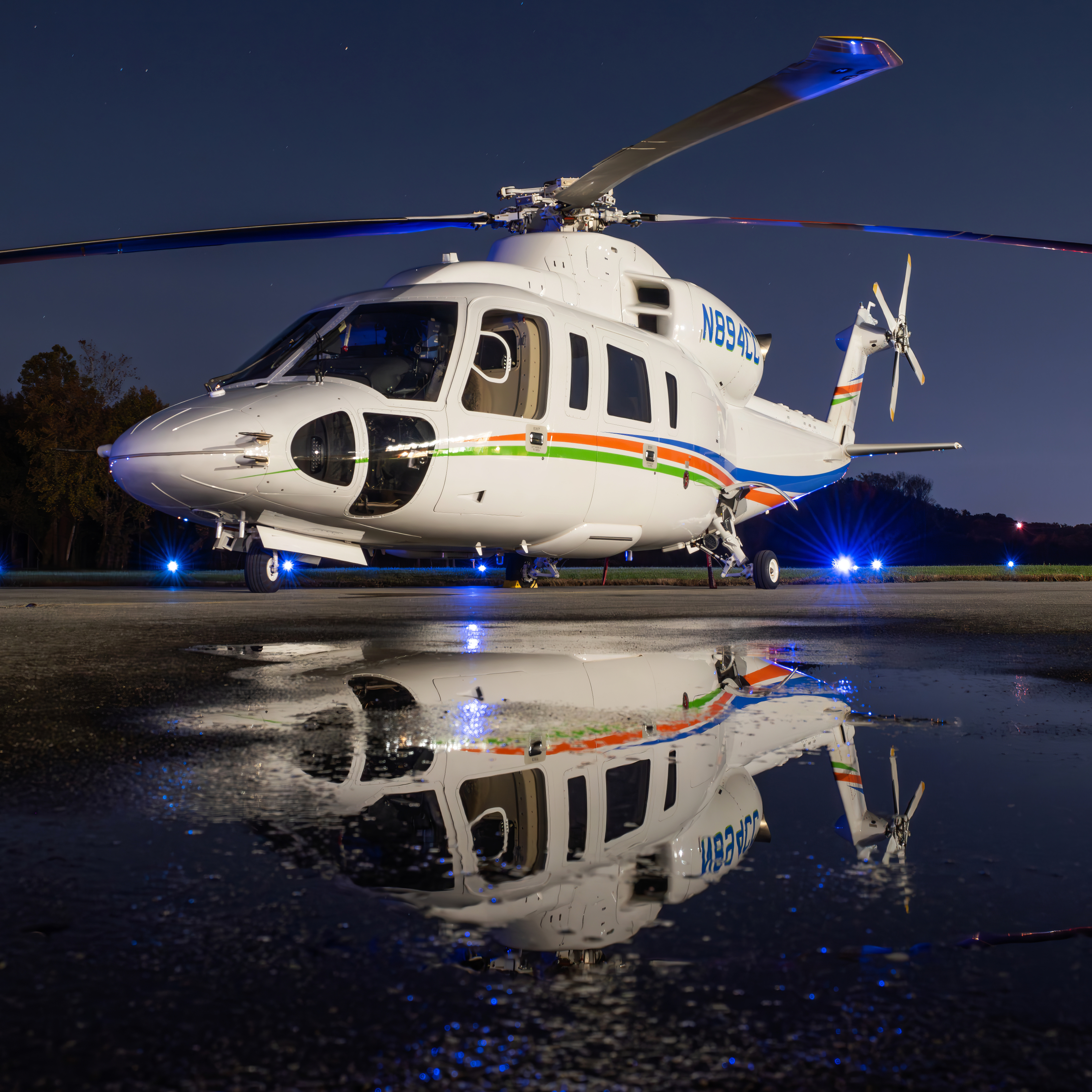 Full size: PRIVATE Sikorsky S-76 N894CC at College Park Airport
