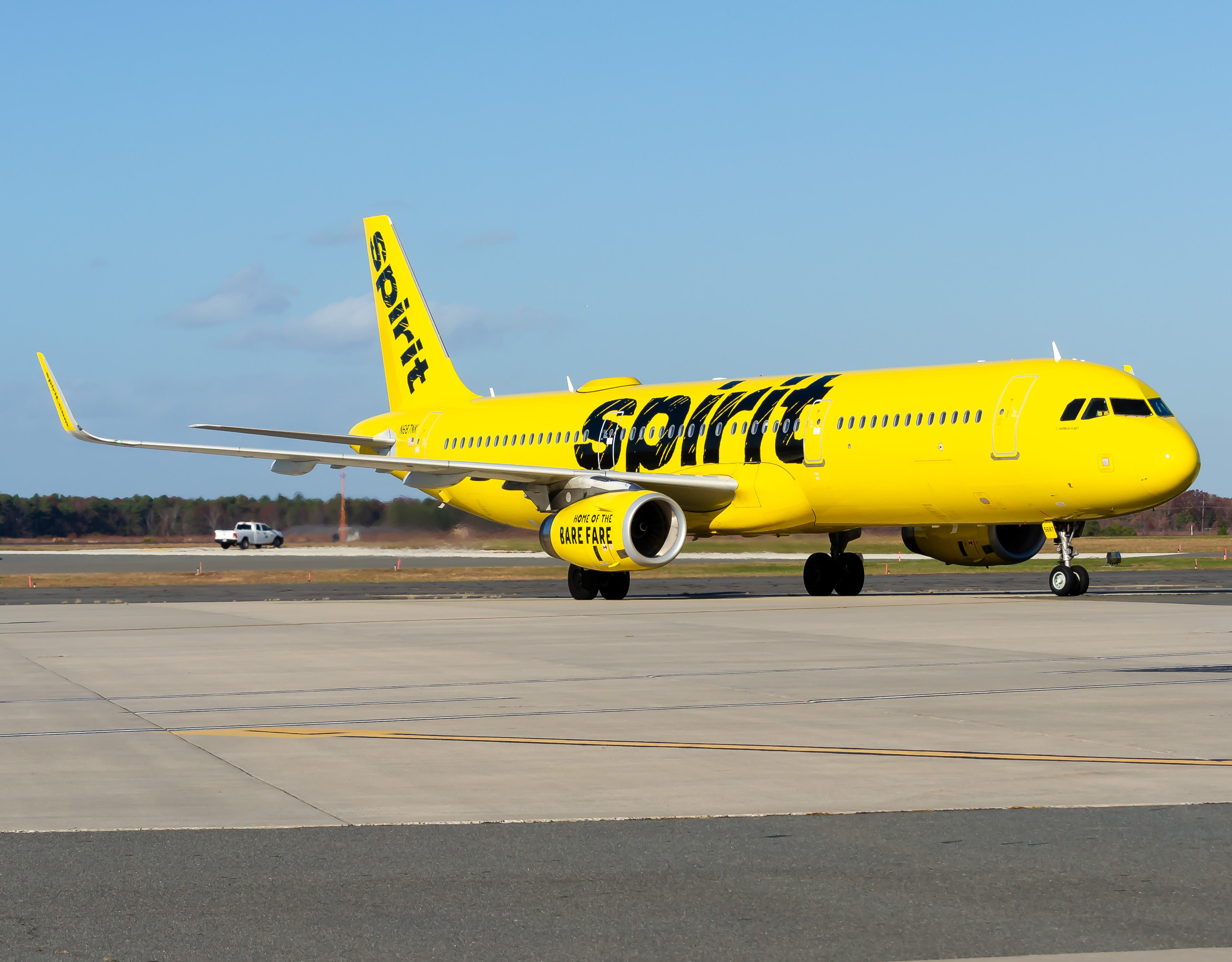 Full size: Spirit Airlines Airbus A321-200 N687NK at Atlantic City International Airport