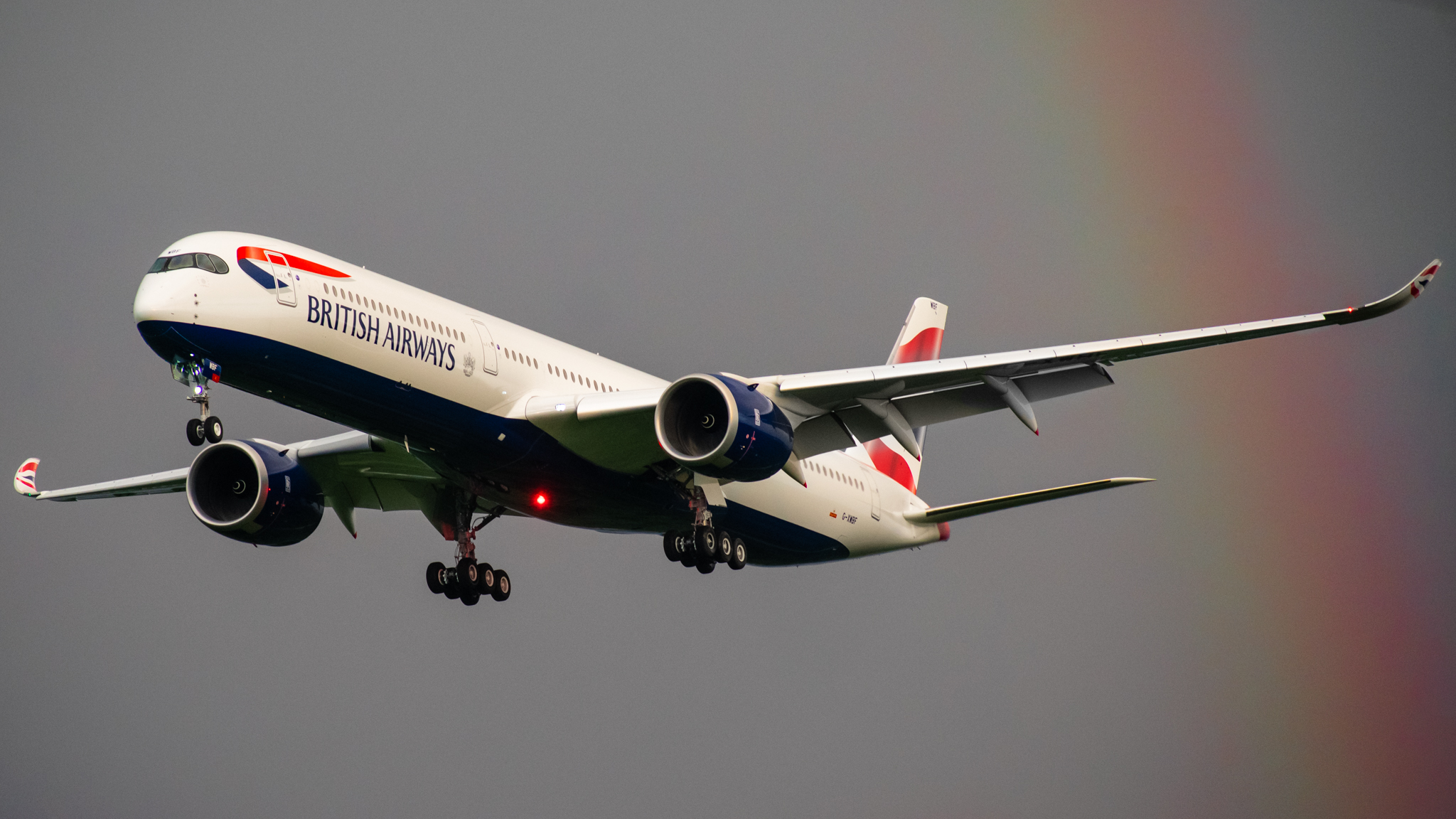 Full size: British Airways Airbus A350-1000 G-XWBF at Washington Dulles International Airport