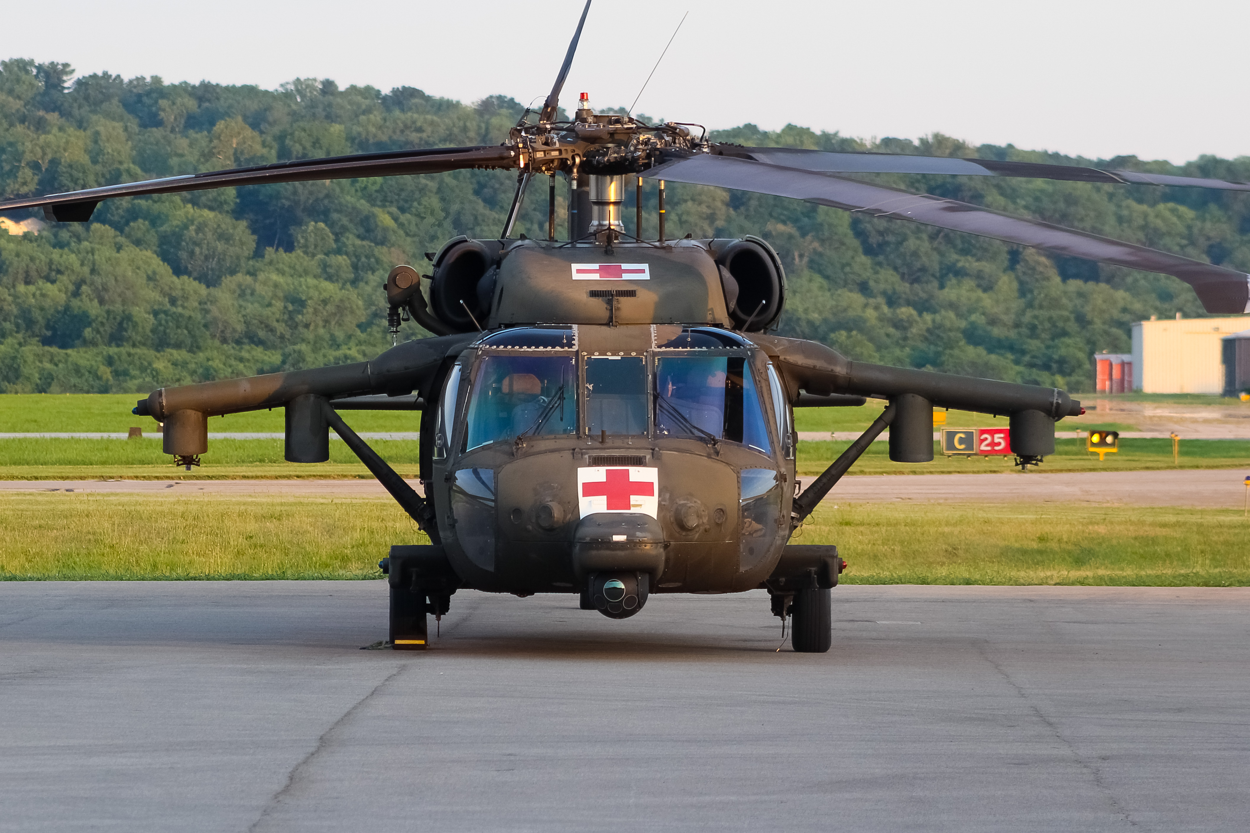 Full size: USA - United States Army Sikorsky UH-60L Blackhawk 08-20166 at Cincinnati Municipal Airport/Lunken Field