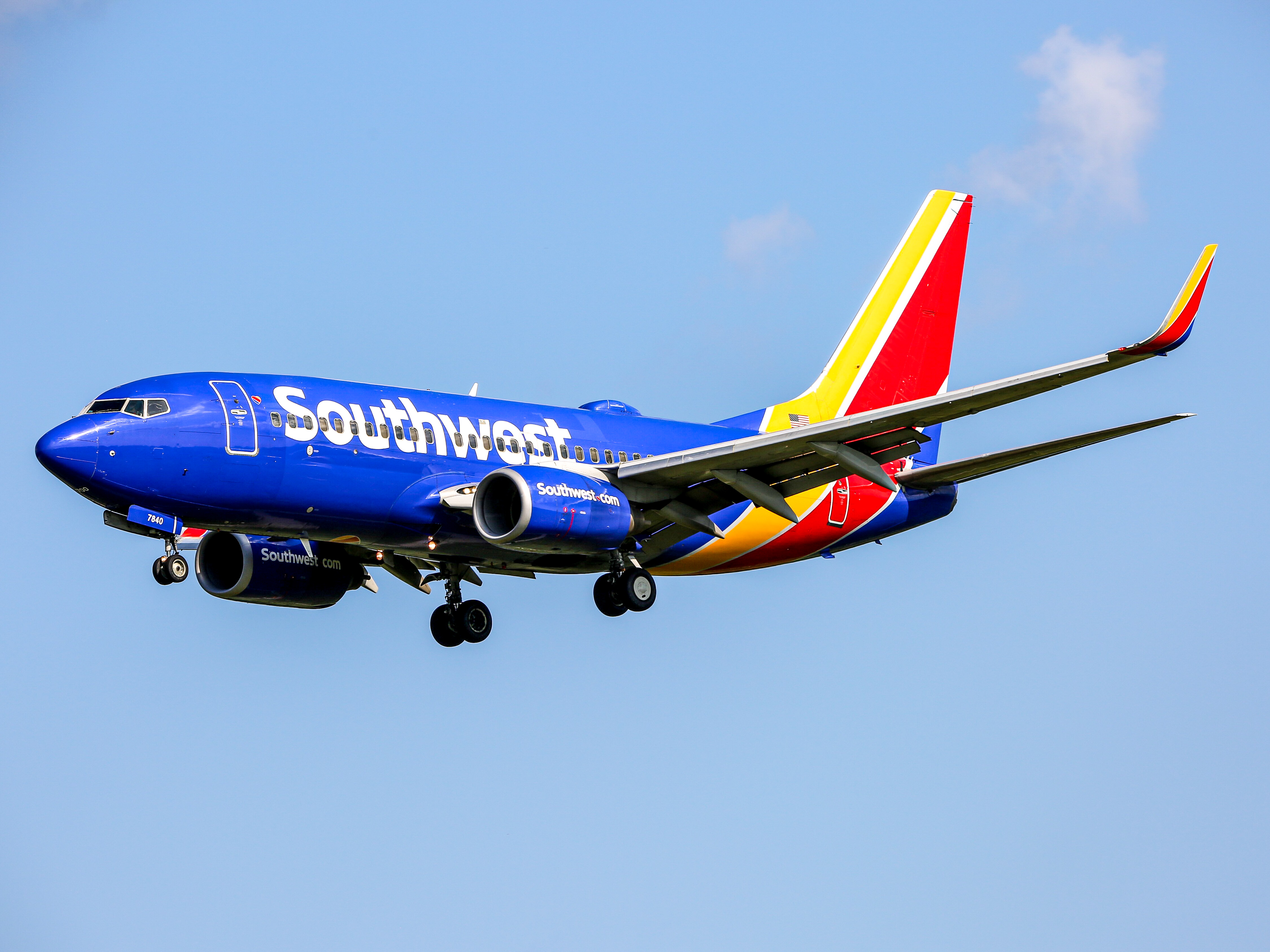 Full size: Southwest Airlines Boeing 737-700 N7840A at Baltimore/Washington International Thurgood Marshall Airport
