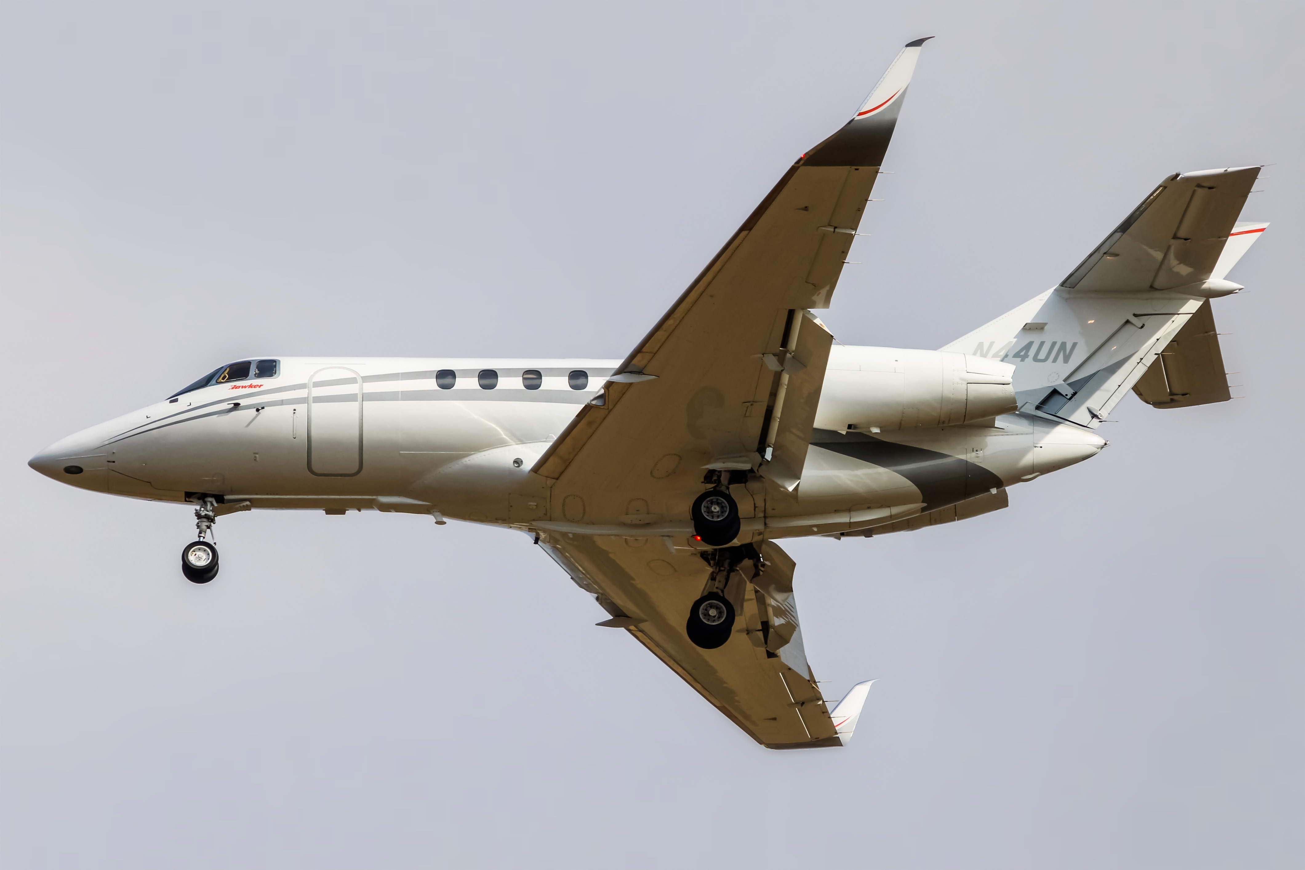 Full size: PRIVATE Hawker 800XP N44UN at Washington Dulles International Airport