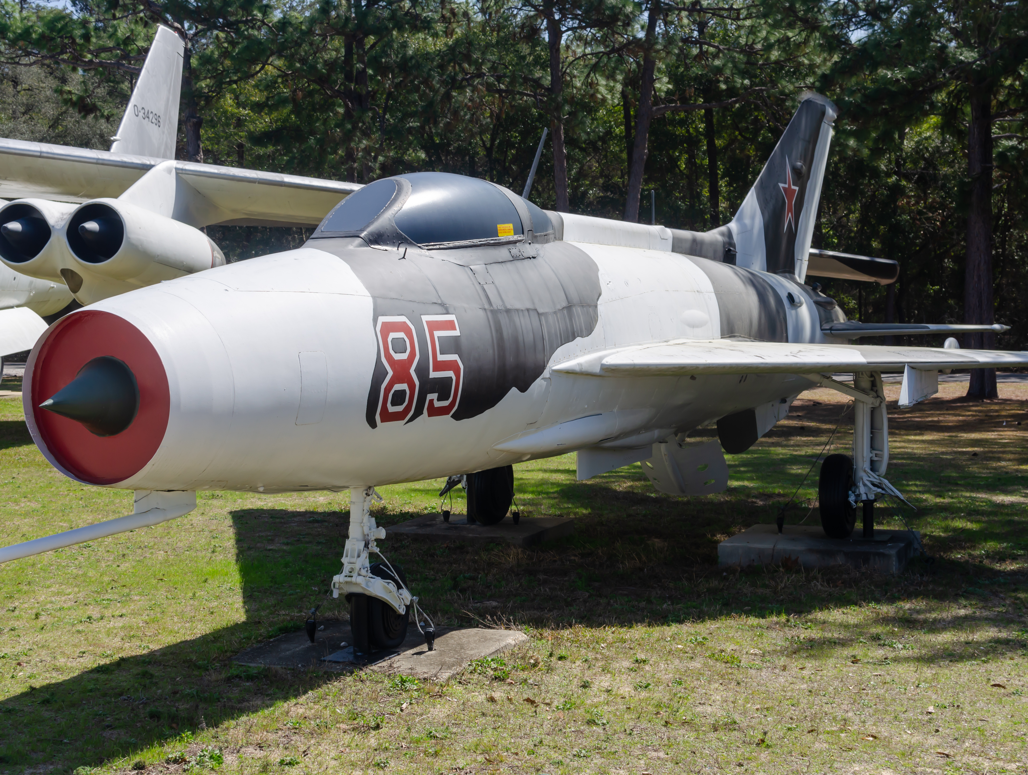 Full size: USAF - United States Air Force Mig 21 Fishbed 14 at Eglin Air Force Base/Destin-Fort Walton Beach Airport
