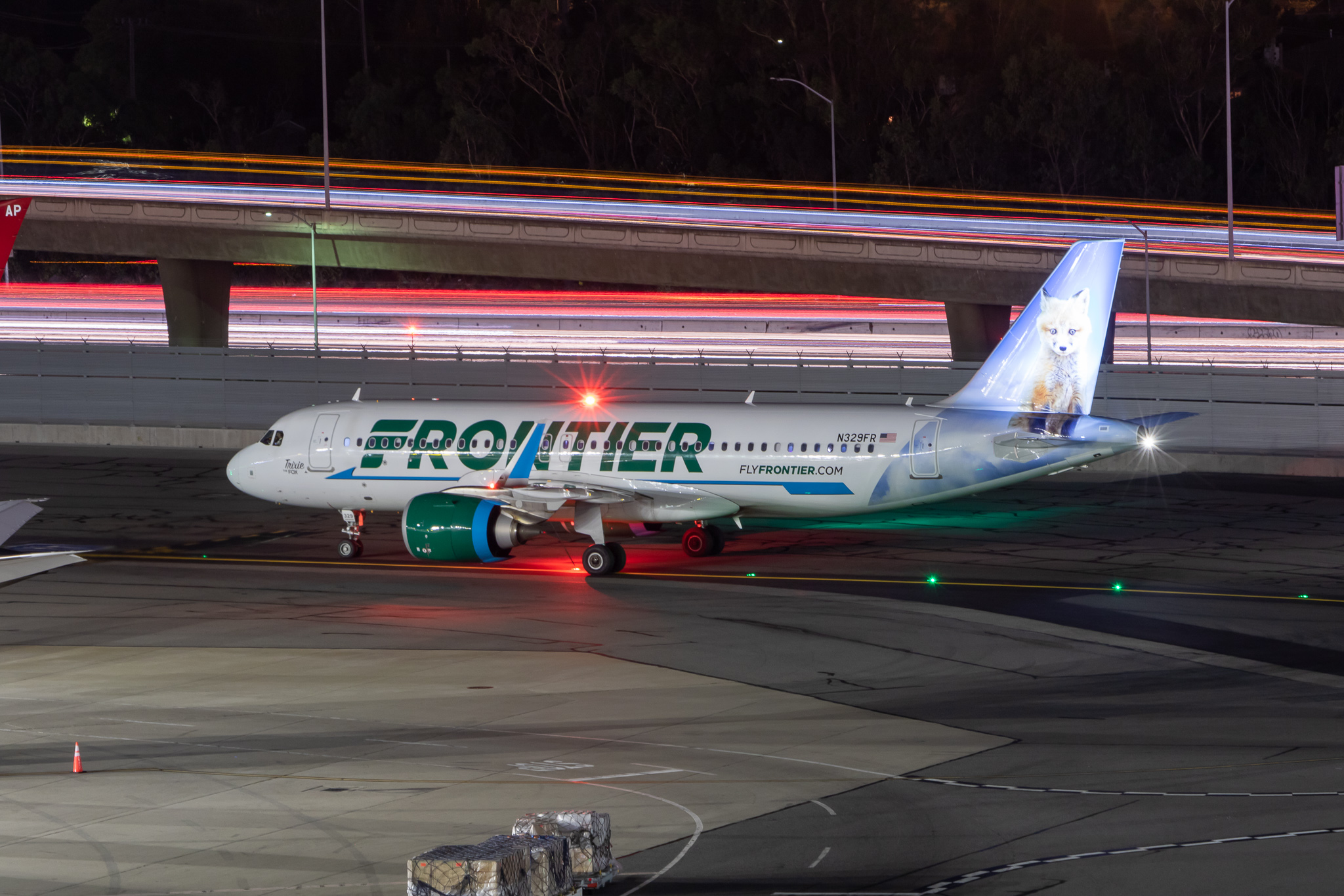Full size: Frontier Airlines Airbus A320NEO N329FR at San Francisco International Airport