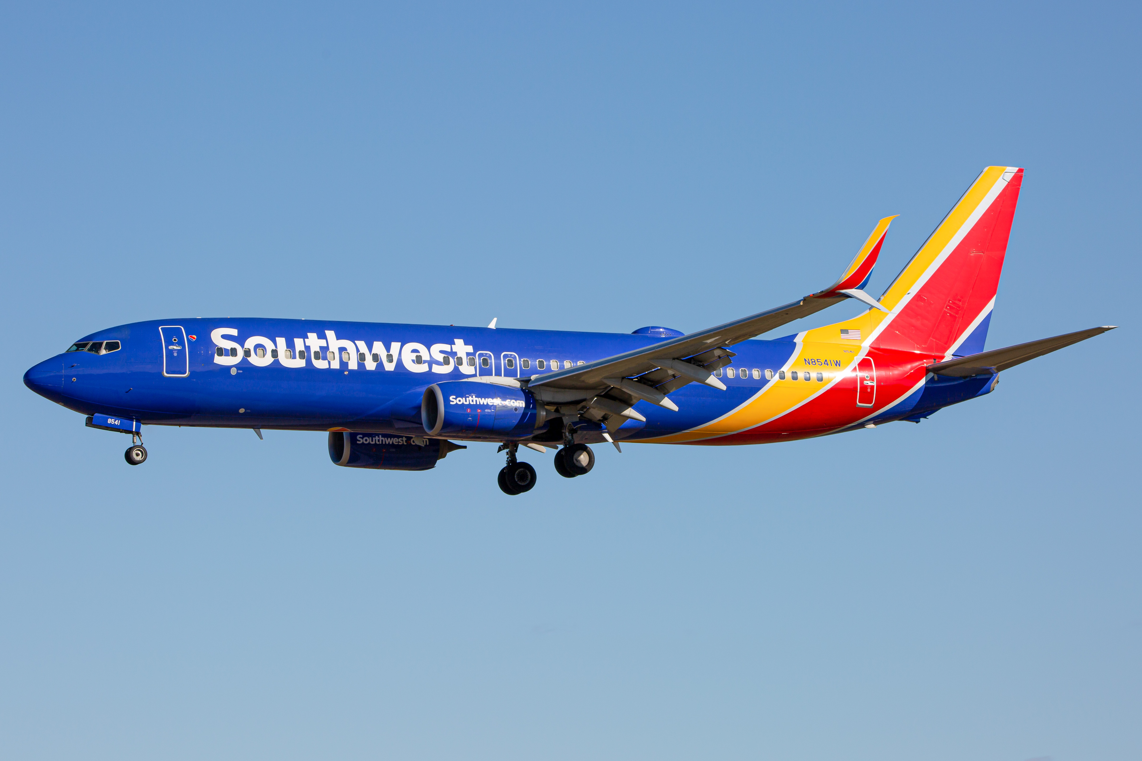Full size: Southwest Airlines Boeing 737-800 N8541W at Baltimore/Washington International Thurgood Marshall Airport