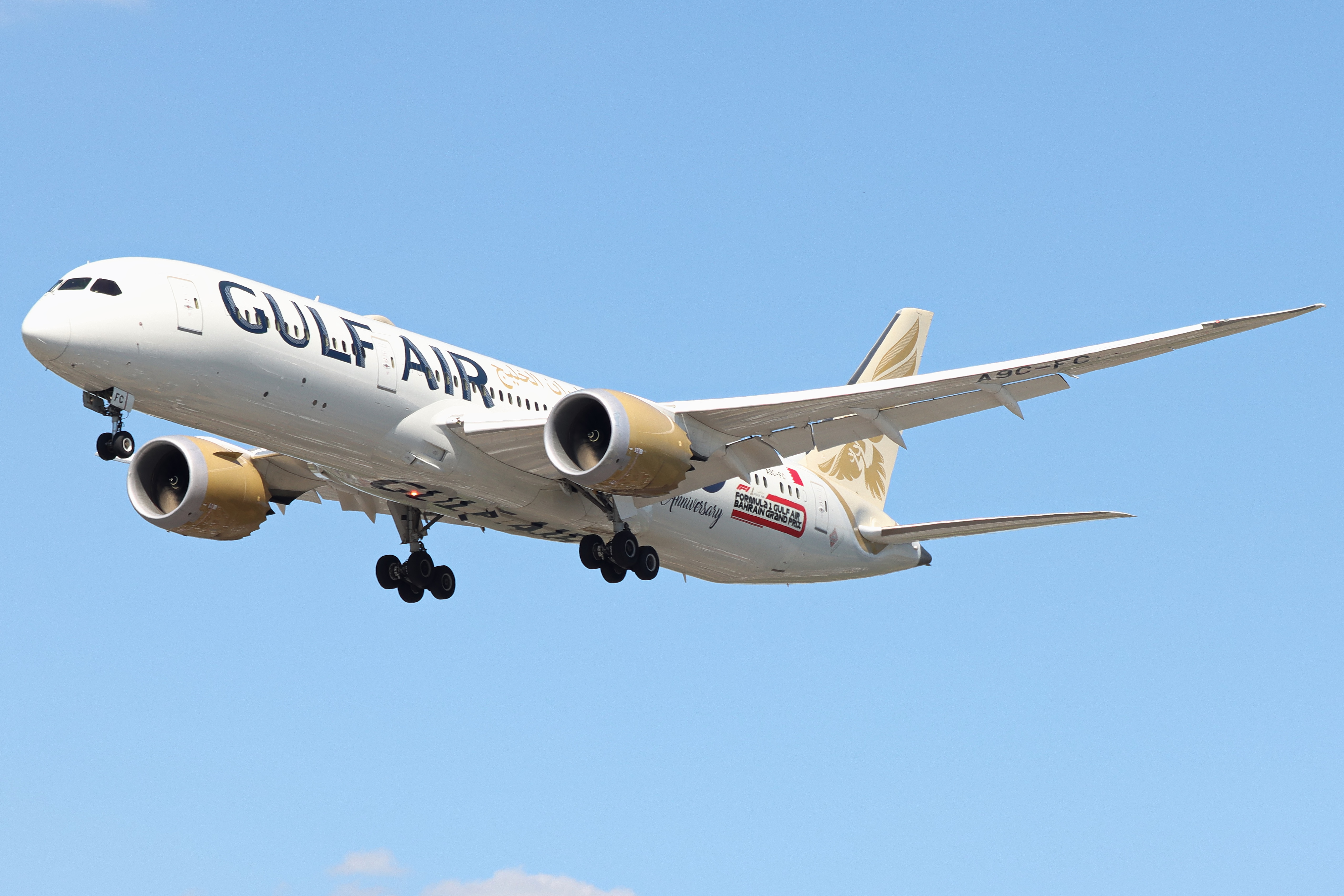 Full size: Gulf Air Boeing 787-9 A9C-FC at London Heathrow International Airport