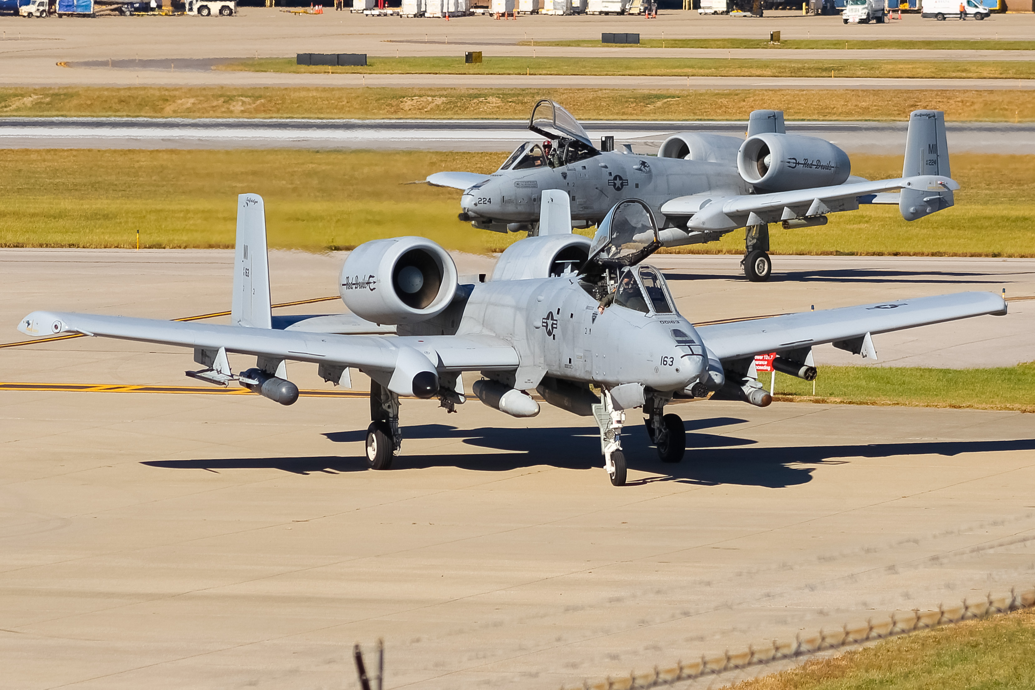 Full size: USAF - United States Air Force Fairchild A-10 Thunderbolt 80-00163 at Cincinnati/Northern Kentucky International Airport