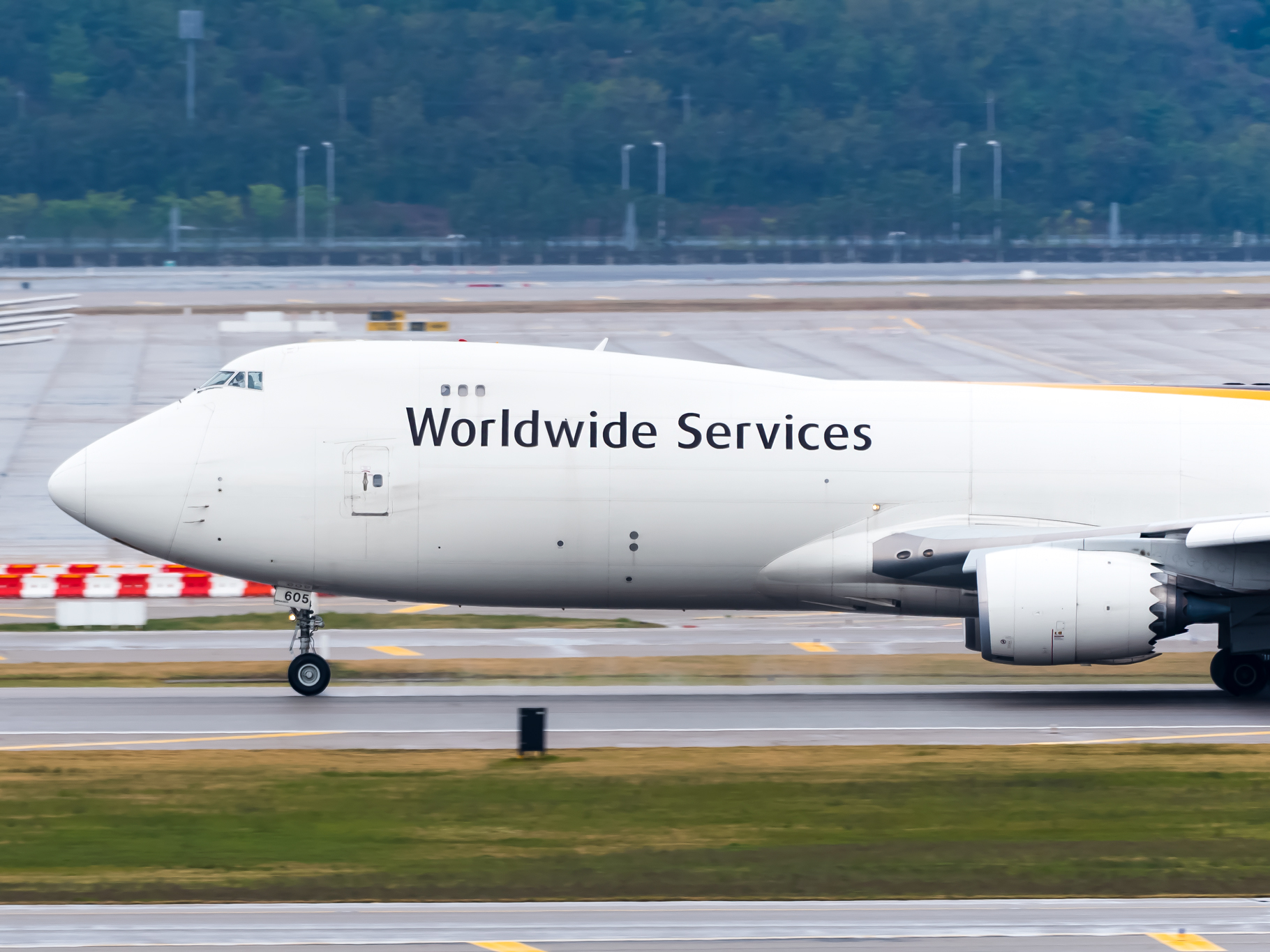 Full size: United Parcel Service Boeing 747-8F N605UP at Seoul-Incheon International Airport