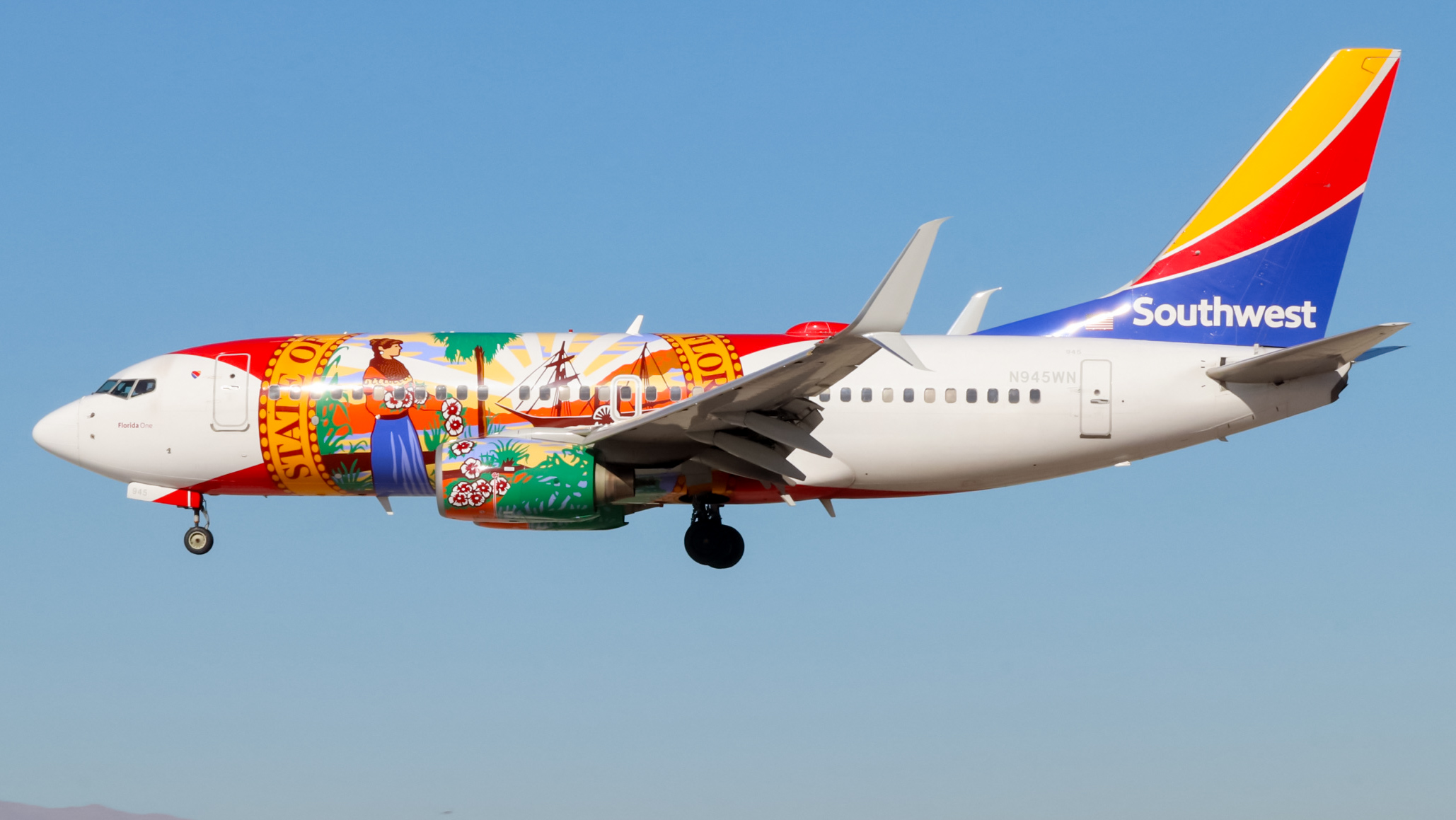 Full size: Southwest Airlines Boeing 737-700 N245WN at Harry Reid International Airport