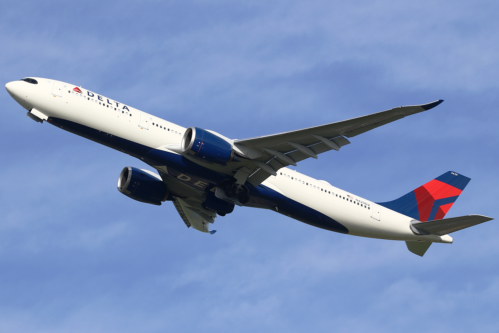 Full size: Delta Airlines Airbus A330-900 N429DX at Amsterdam Schiphol Airport