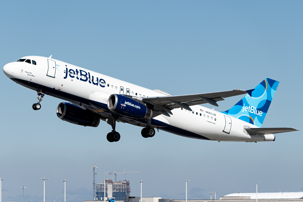 Full size: JetBlue Airways Airbus A320 N663JB at Fort Lauderdale/Hollywood International Airport