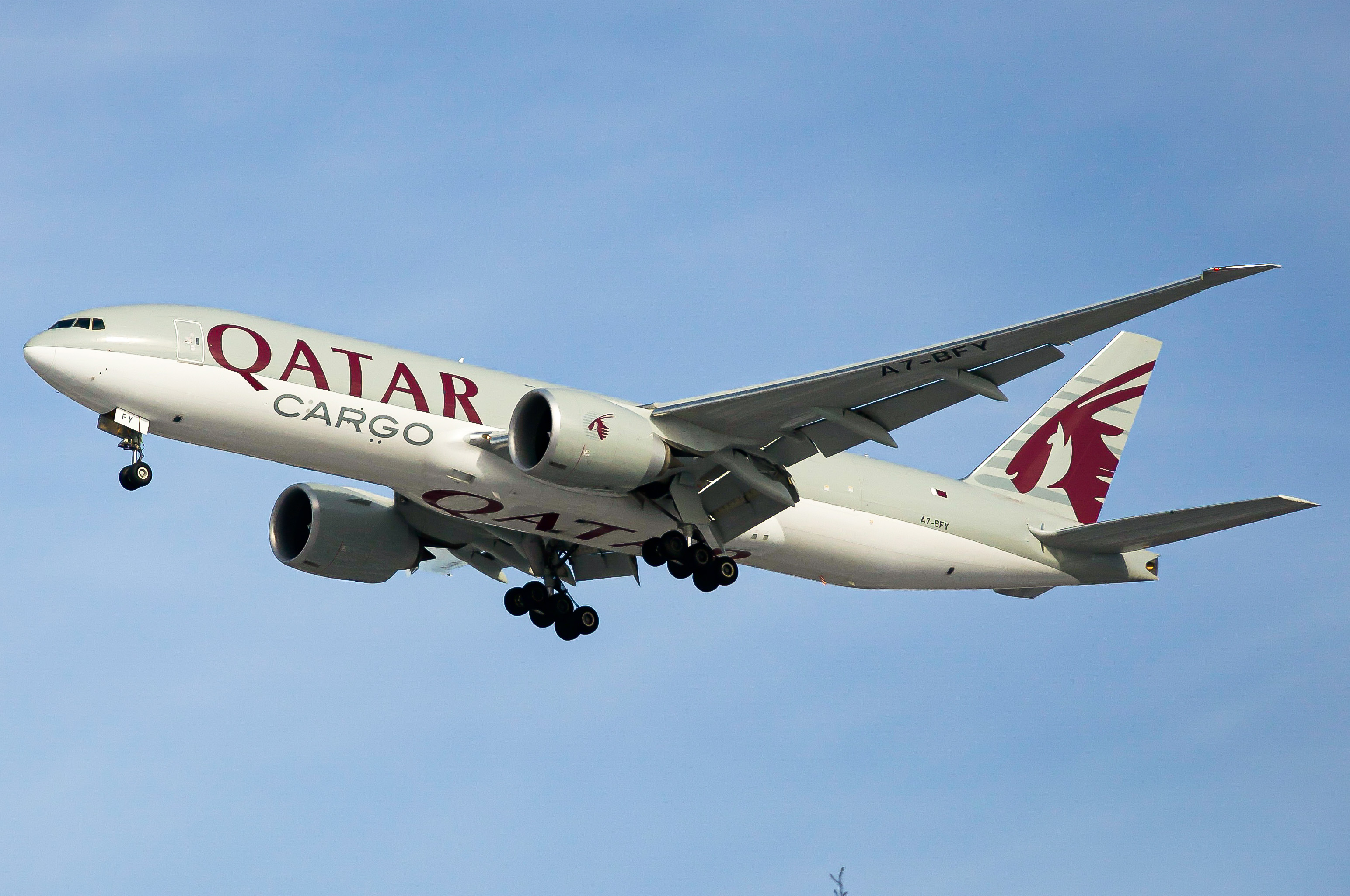 Full size: Qatar Air Cargo Boeing 777-F A7-BFY at Pittsburgh International Airport