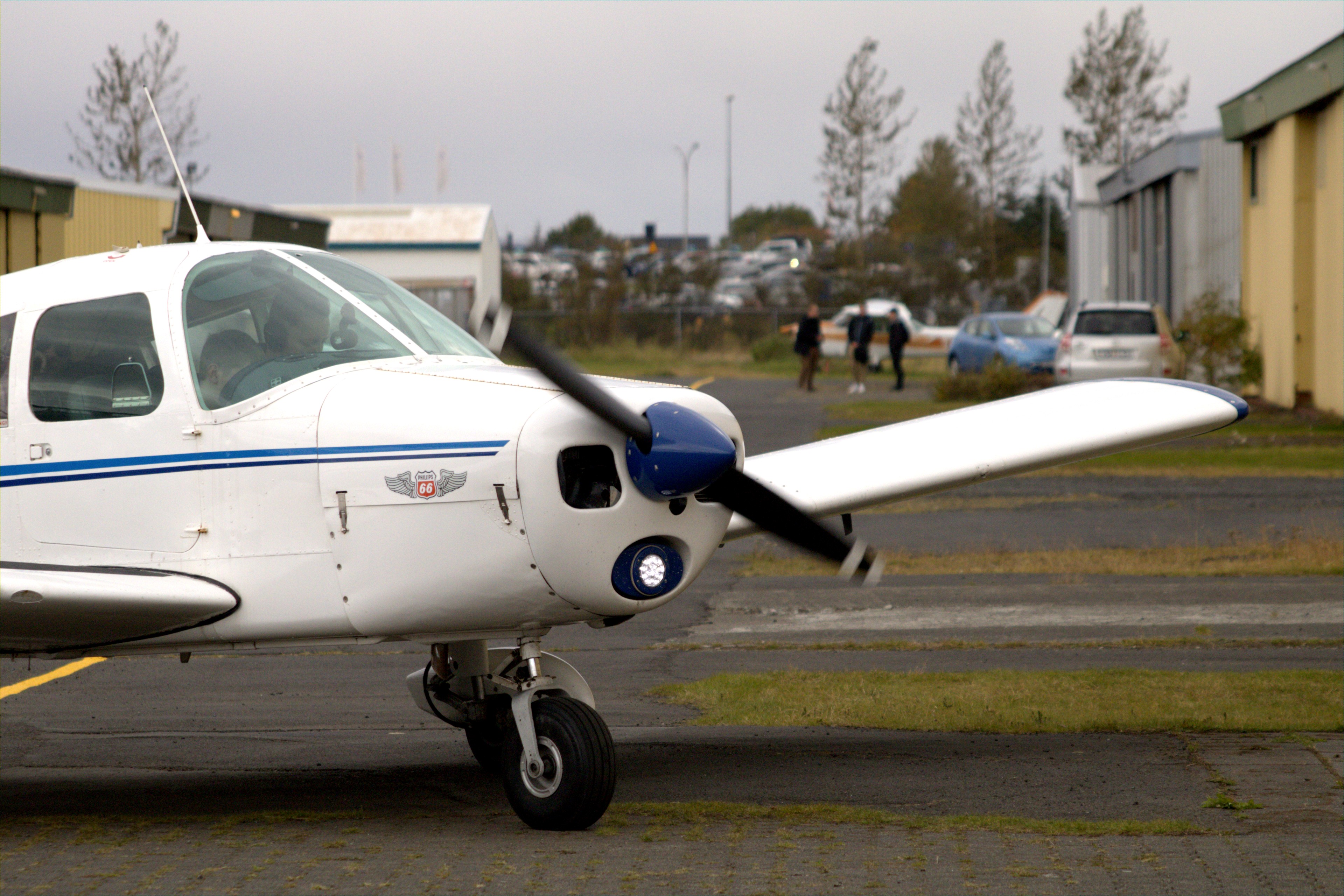 Full size: PRIVATE Piper PA-28-140 TF-TOD at Reykjavik Airport