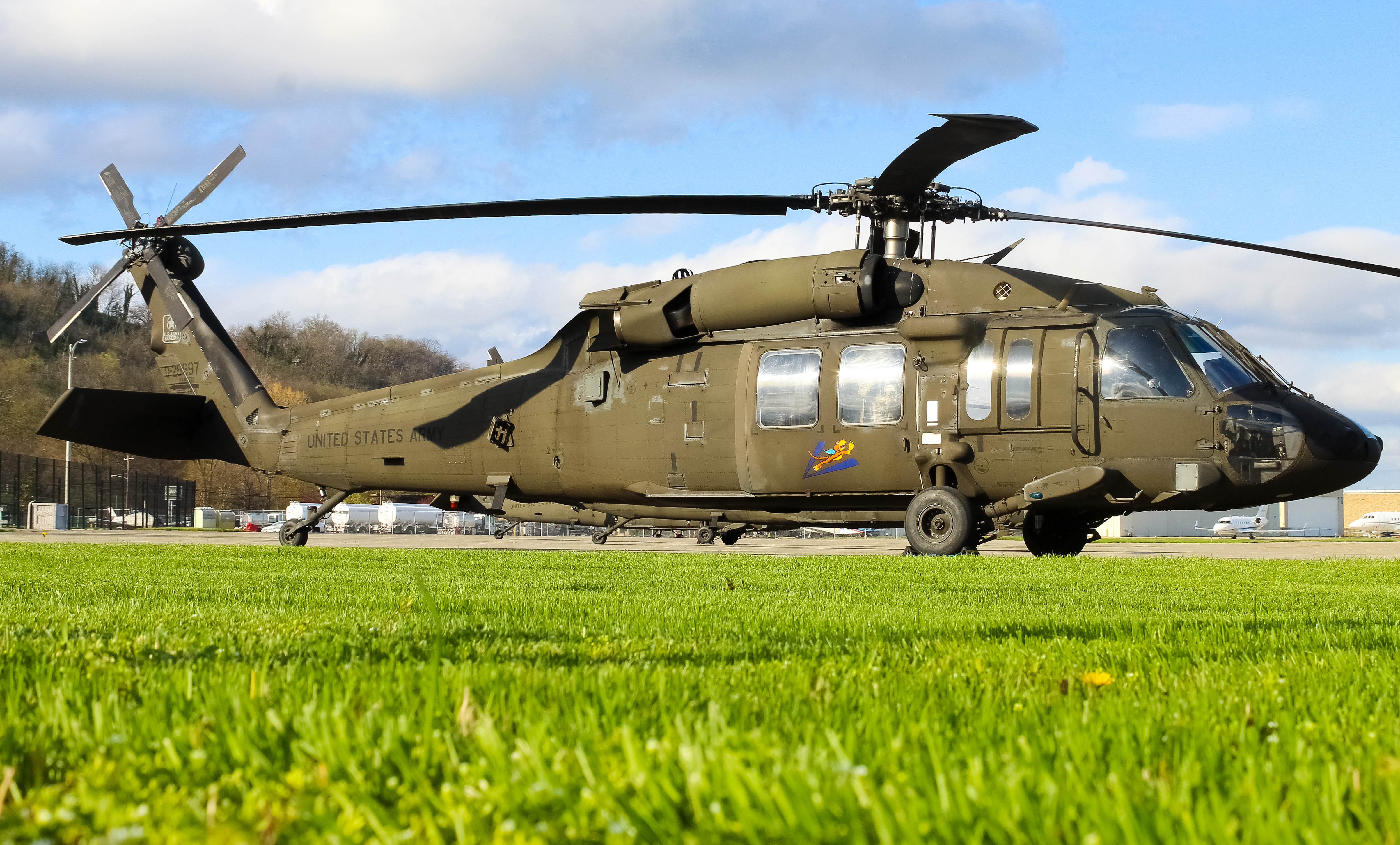 Full size: USA- United States Army  UH-60 Blackhawk 0-26697 at Cincinnati Municipal Airport/Lunken Field
