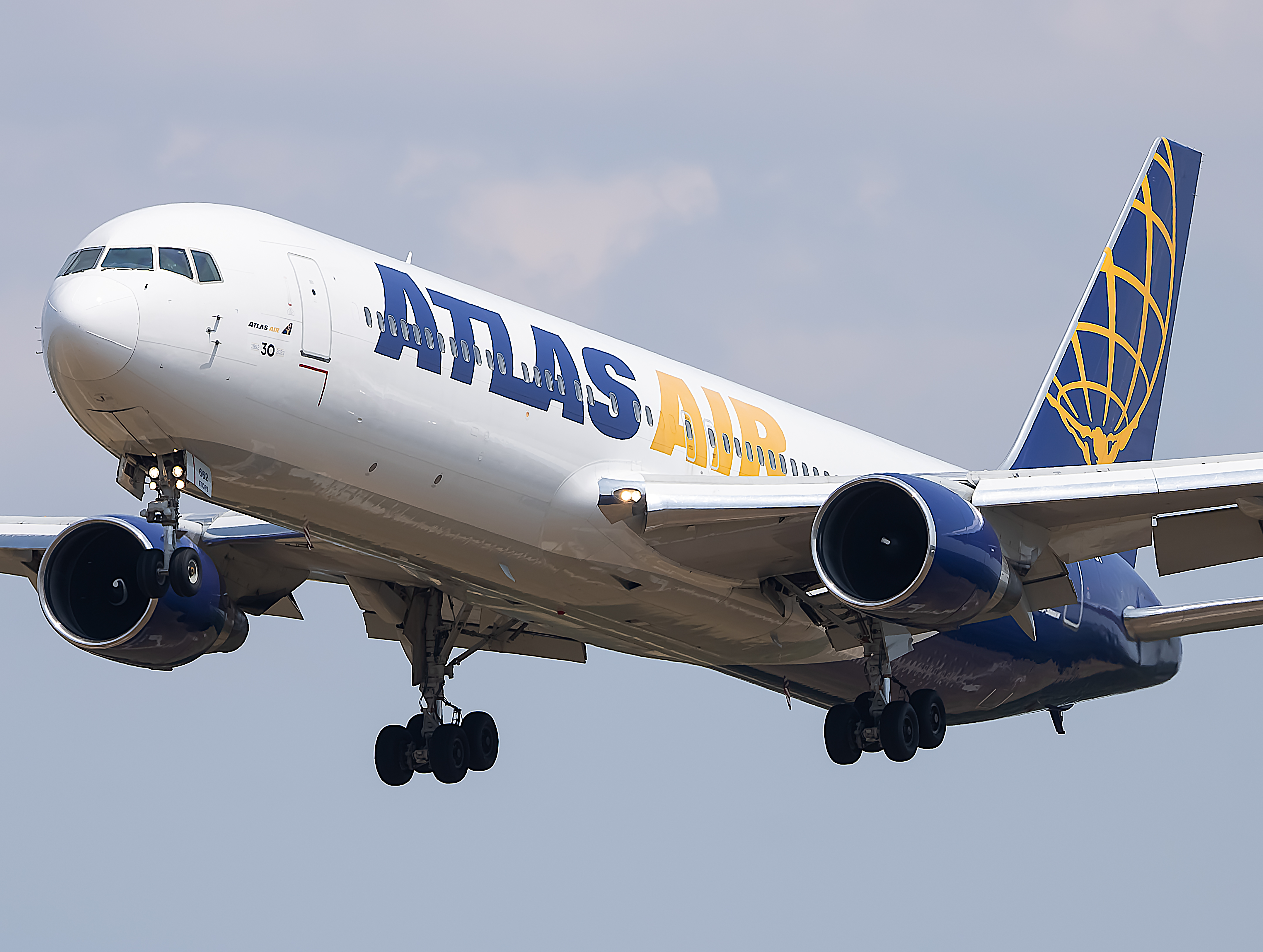 Full size: Atlas Air Boeing 767-300ER N662GT at Baltimore/Washington International Thurgood Marshall Airport