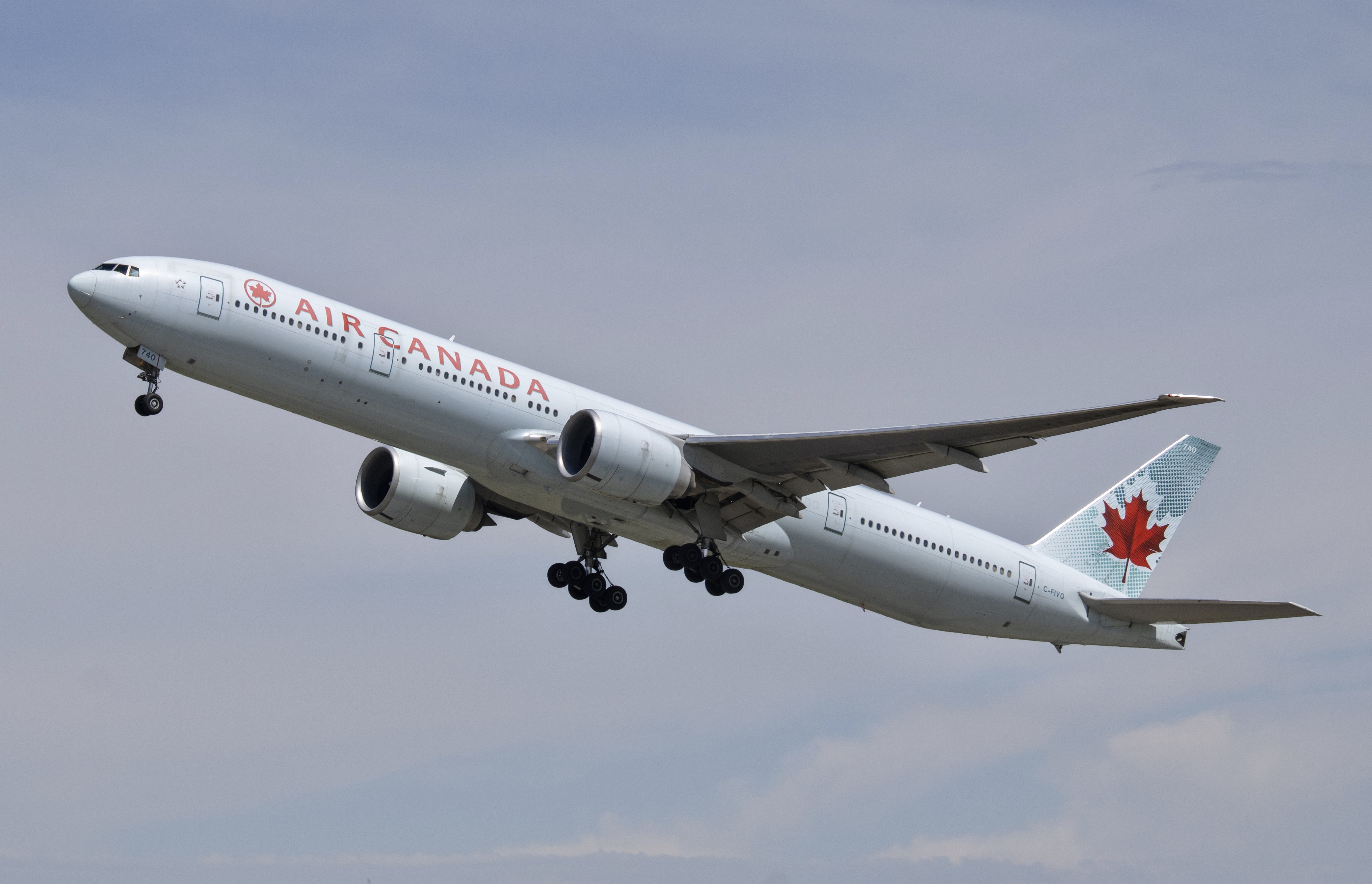 Full size: Air Canada Boeing 777-300ER C-FIVQ at Calgary International Airport