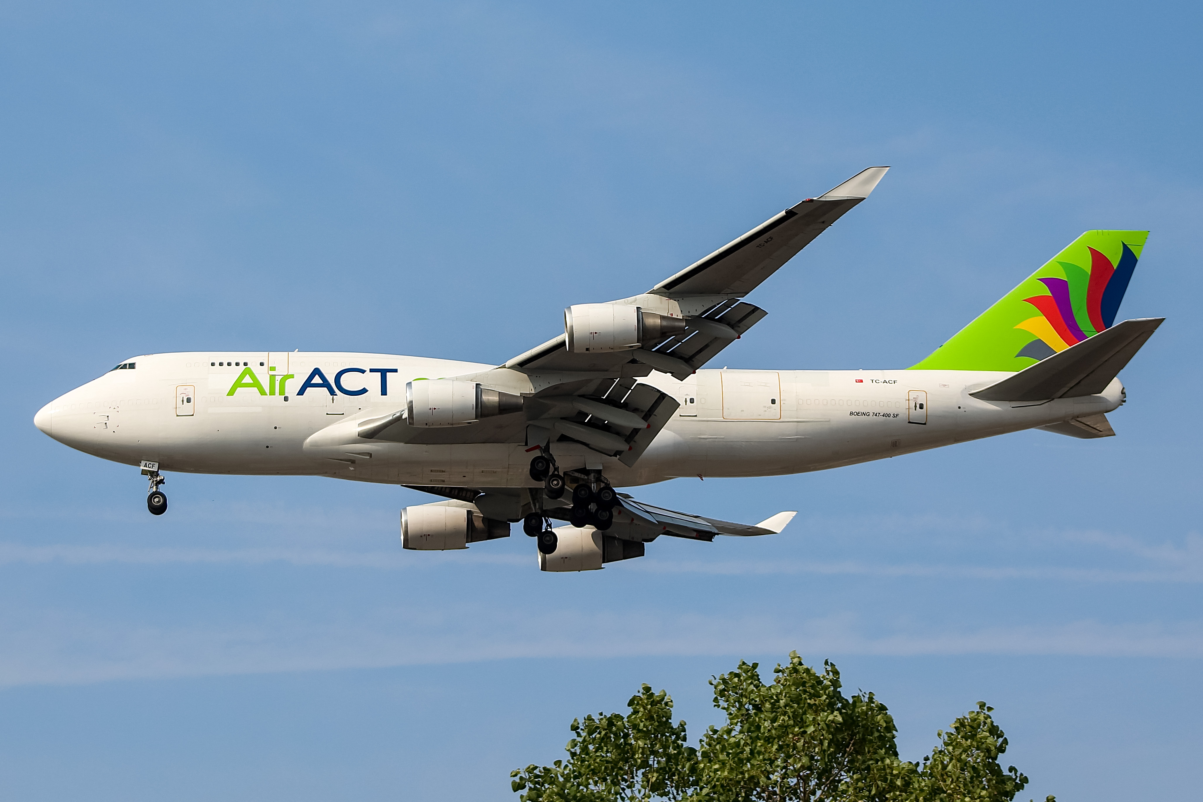 Full size: AIR ACT cargo Boeing 747-400F TC-ACF at Chicago O'Hare International Airport